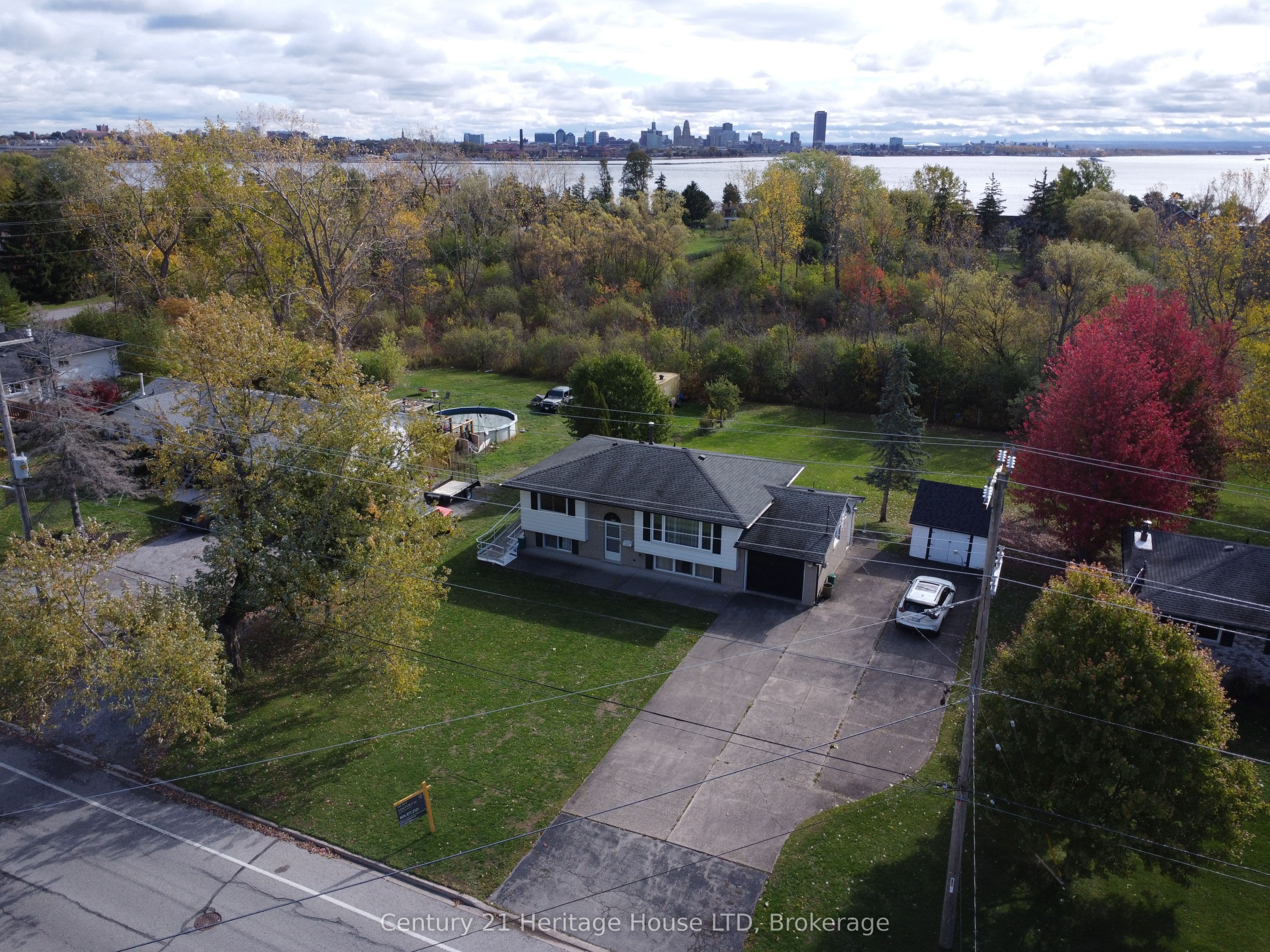310 Albany Street photo 1