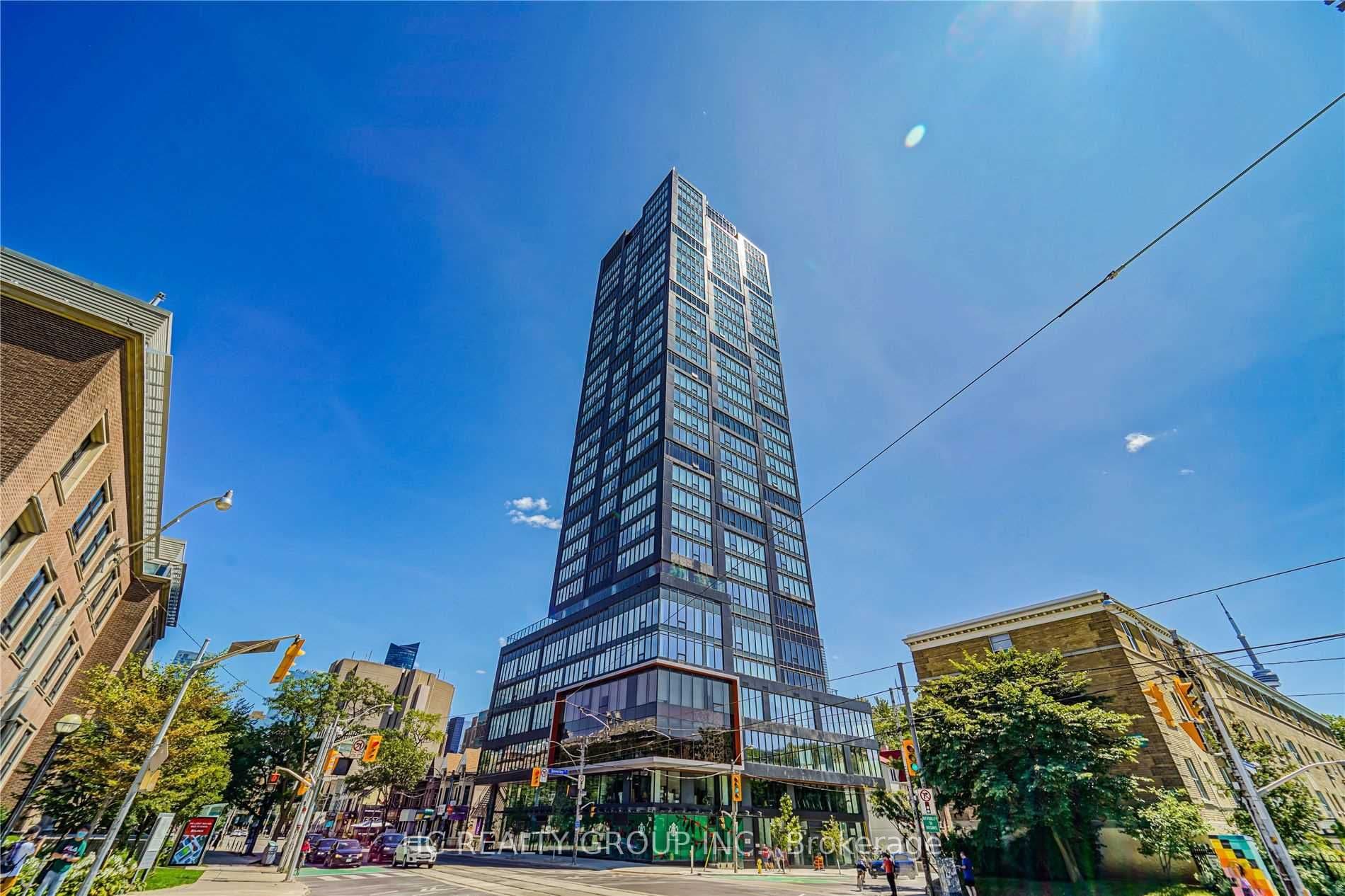 Unit 1505 203 College Street photo 1