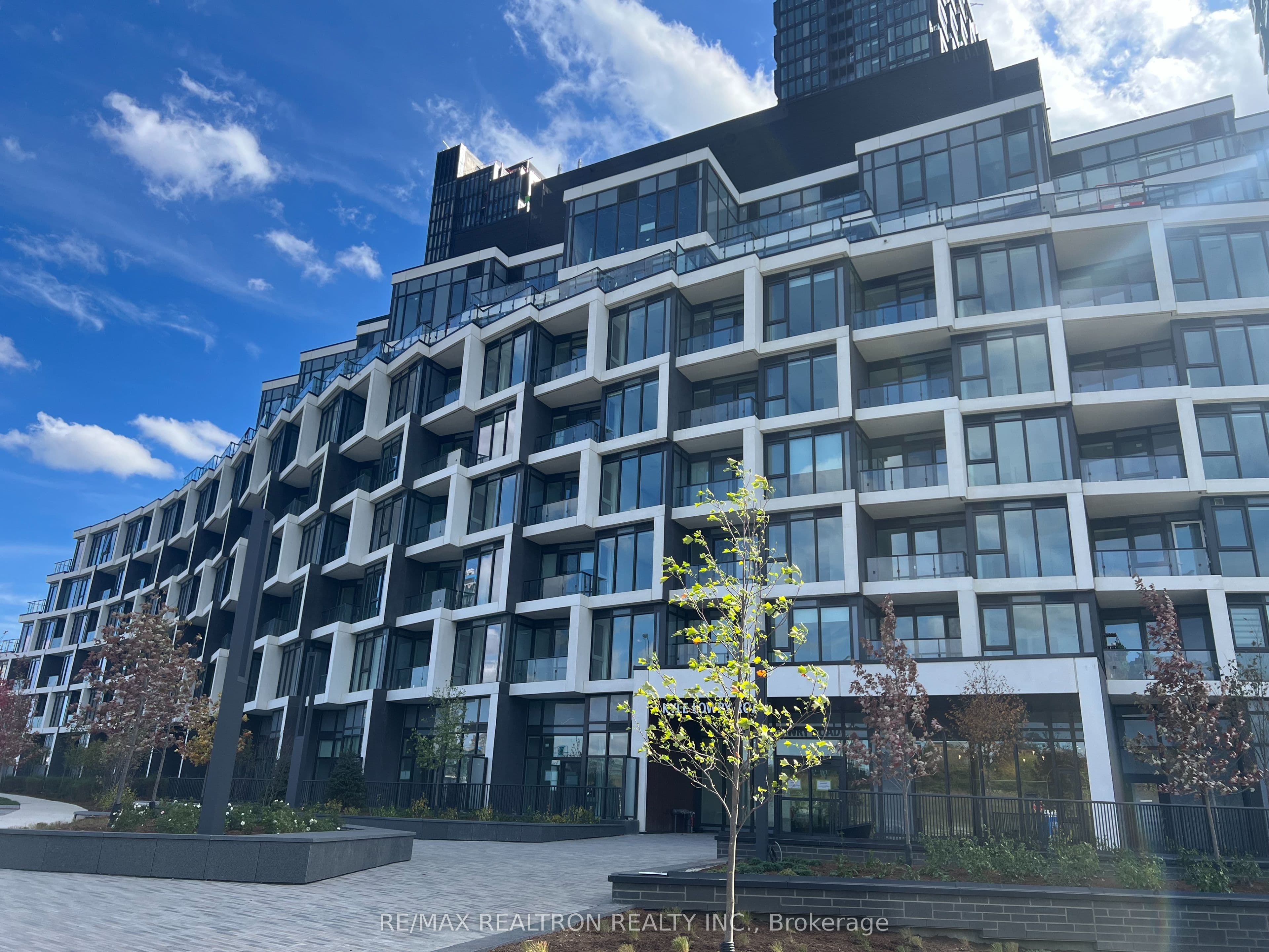 Unit 624 1 Kyle Lowry Road photo 1