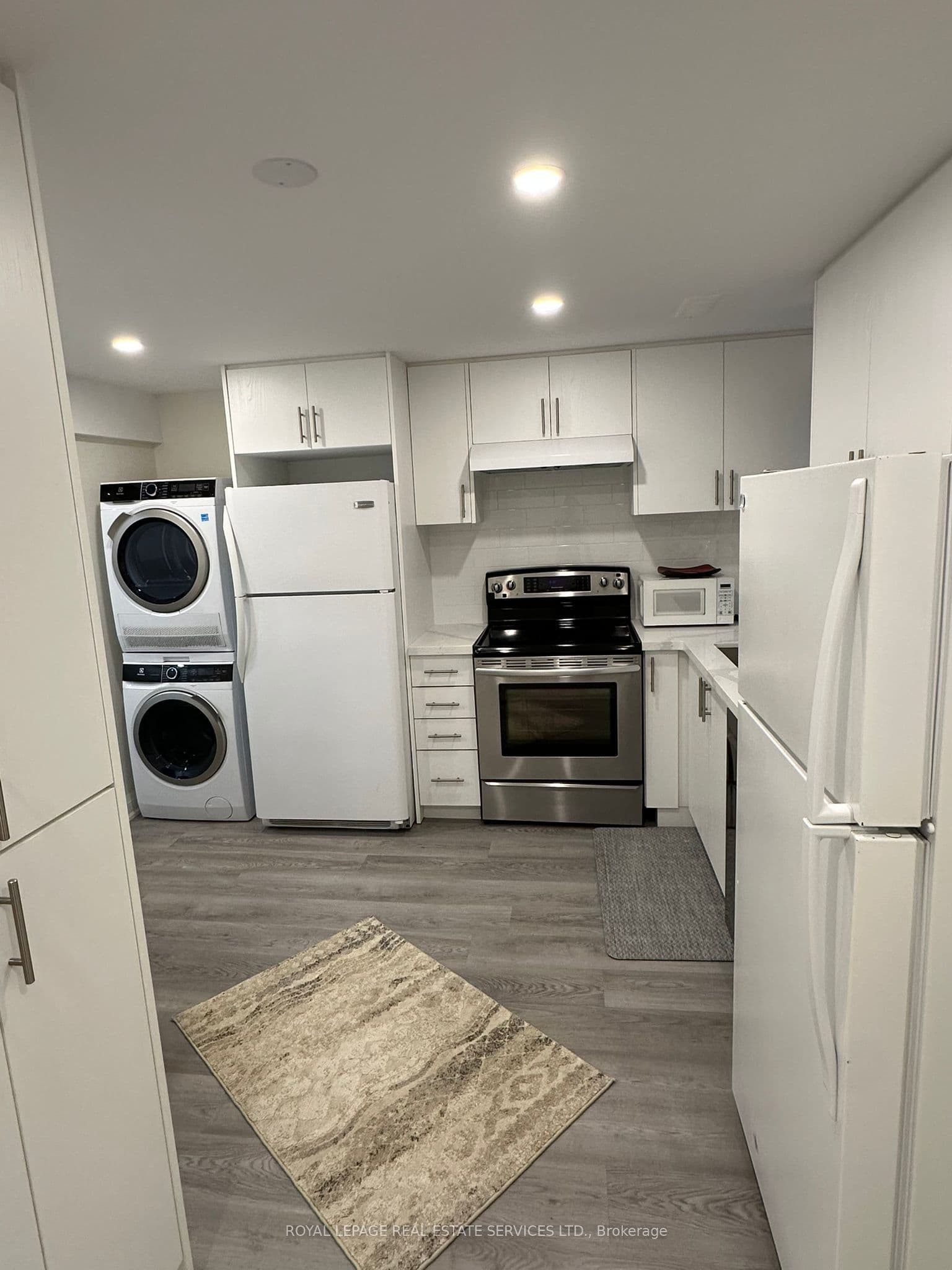 2389 Morrison Avenue photo 1