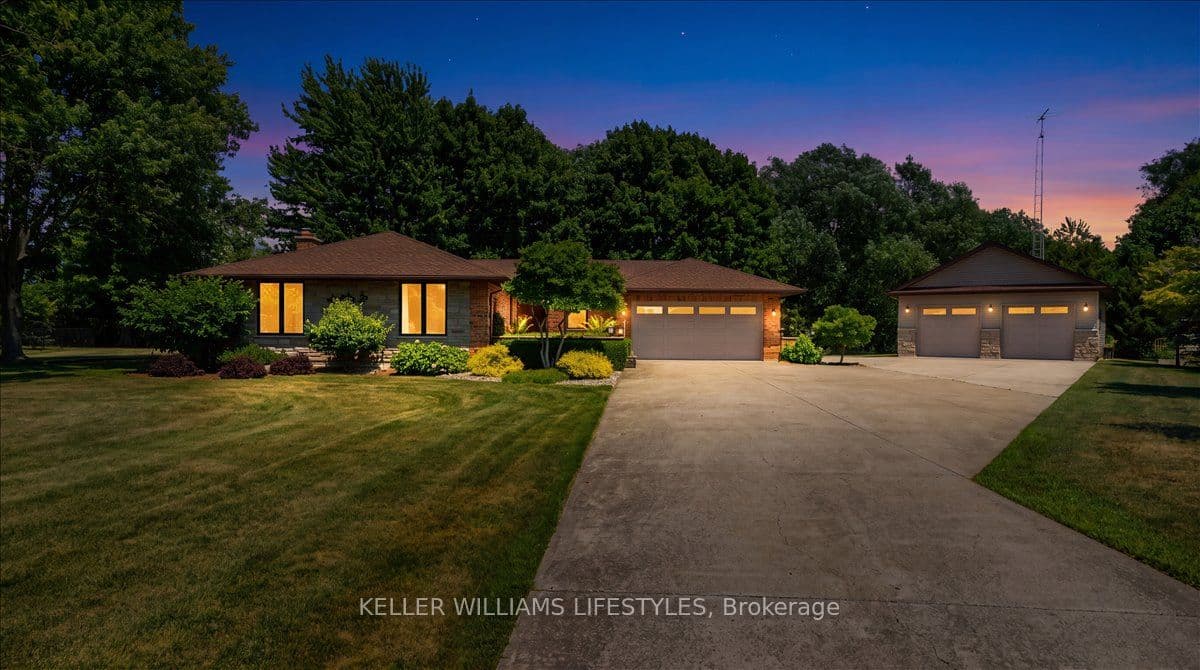 4350 Bluepoint Drive photo 1