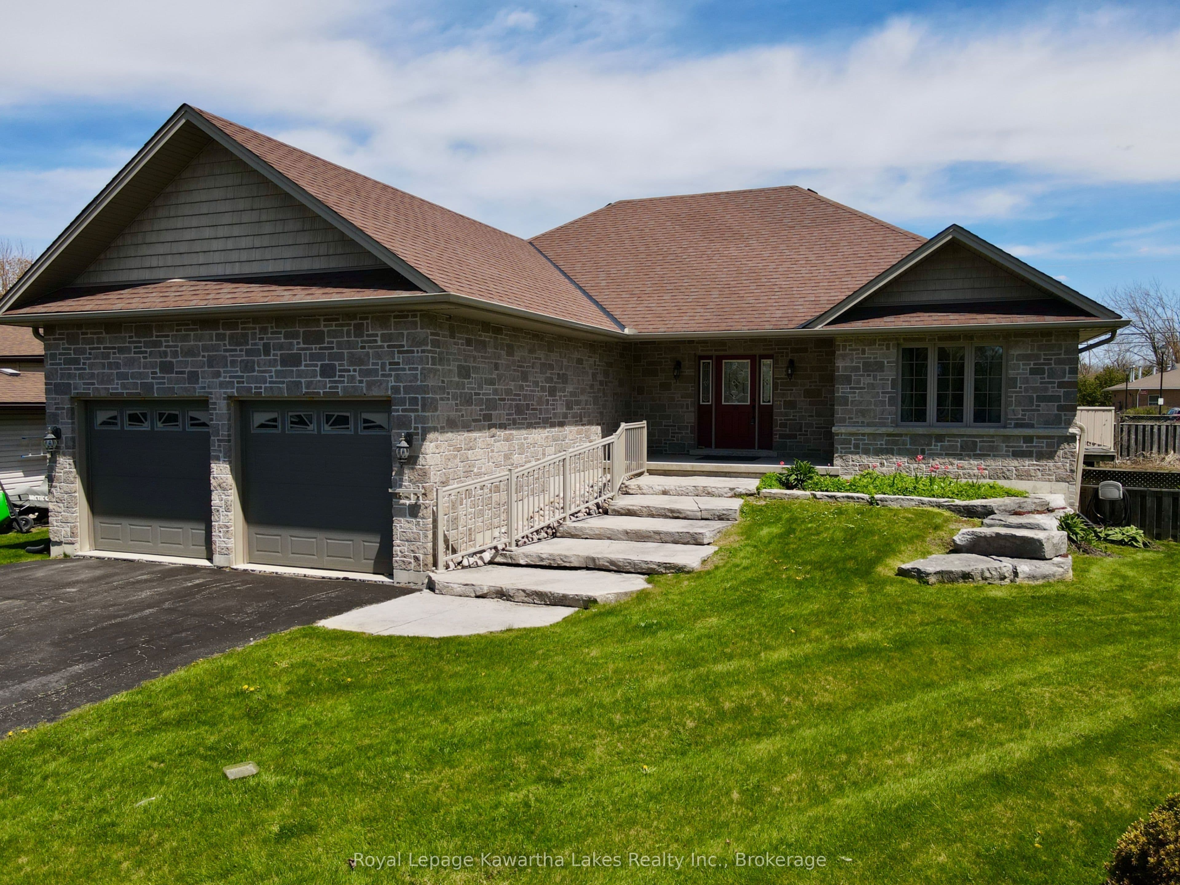 95 Beechwood Avenue photo 1