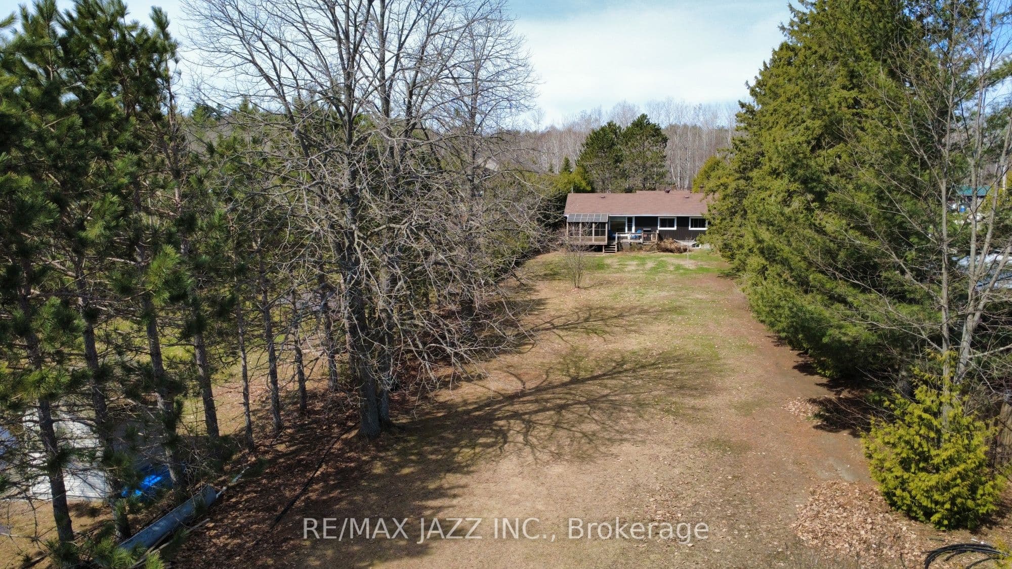 61 Gilbert Road photo 1