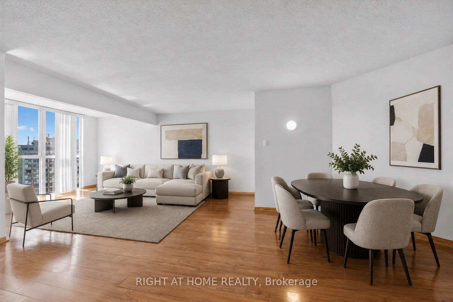 Unit 1711 41 Markbrook Lane photo 1
