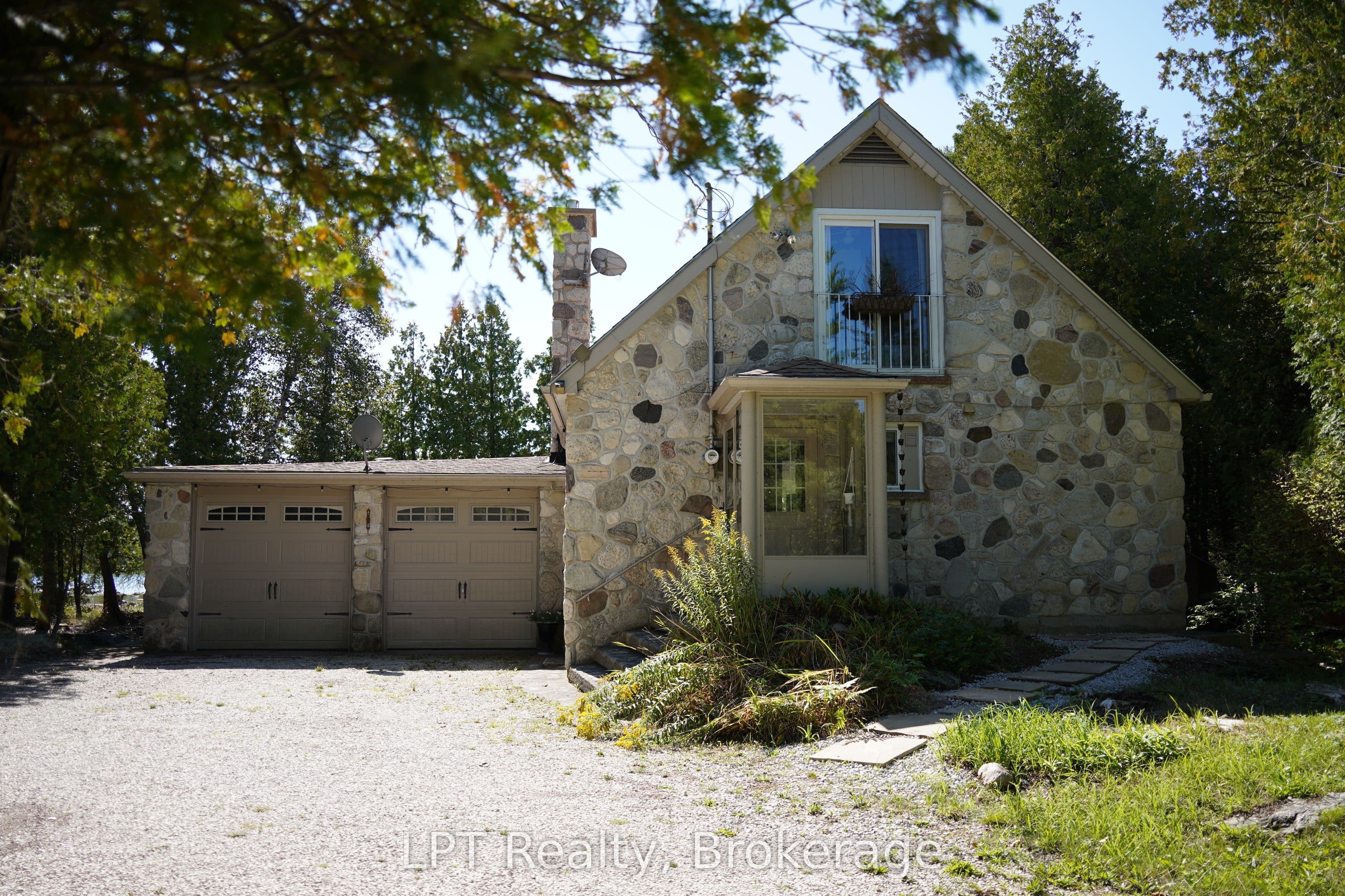 67 Mcivor Drive photo 1