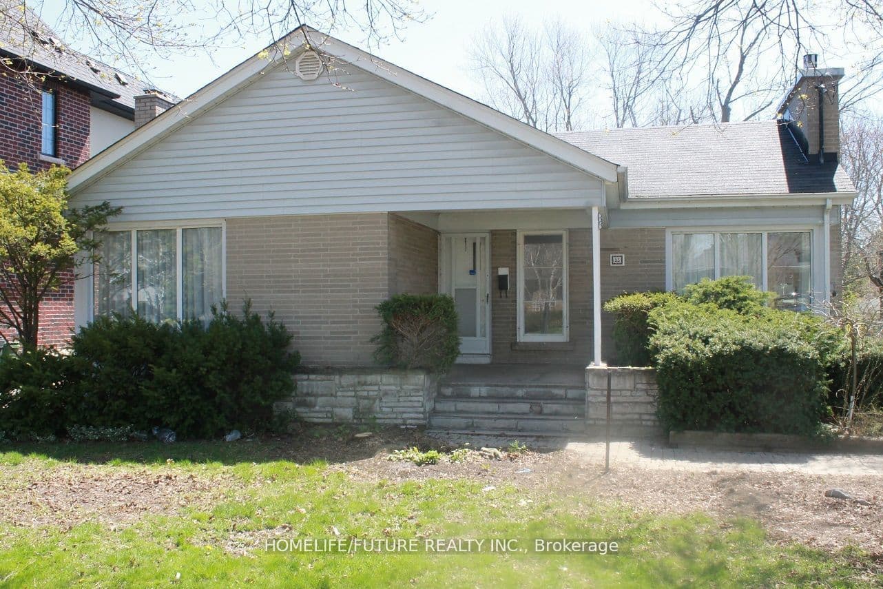 53 Dennett Drive photo 1