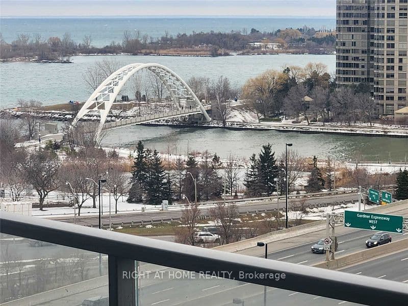 Unit 1207 103 The Queensway N/A photo 1