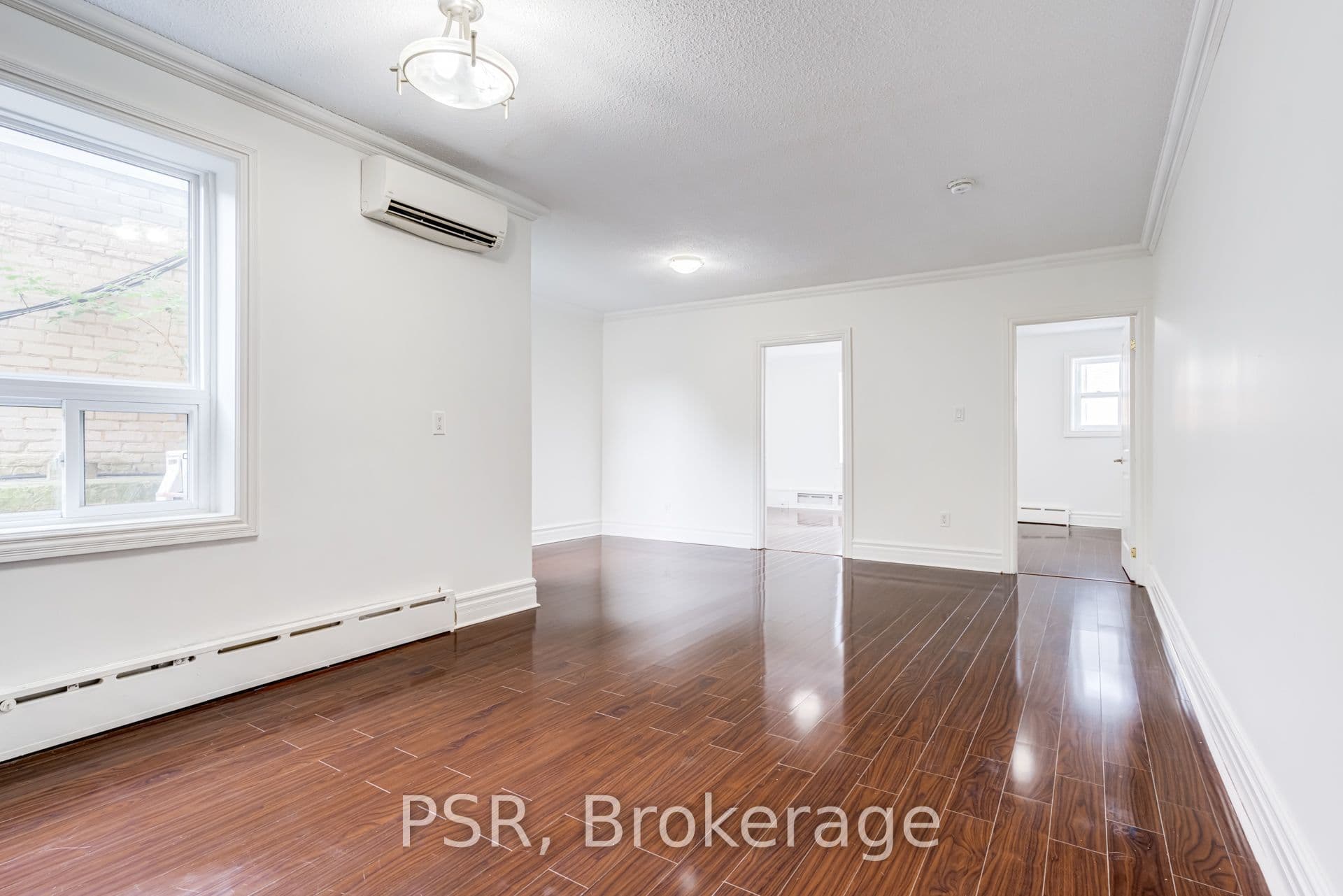Unit 2 2 Craighurst Avenue photo 1