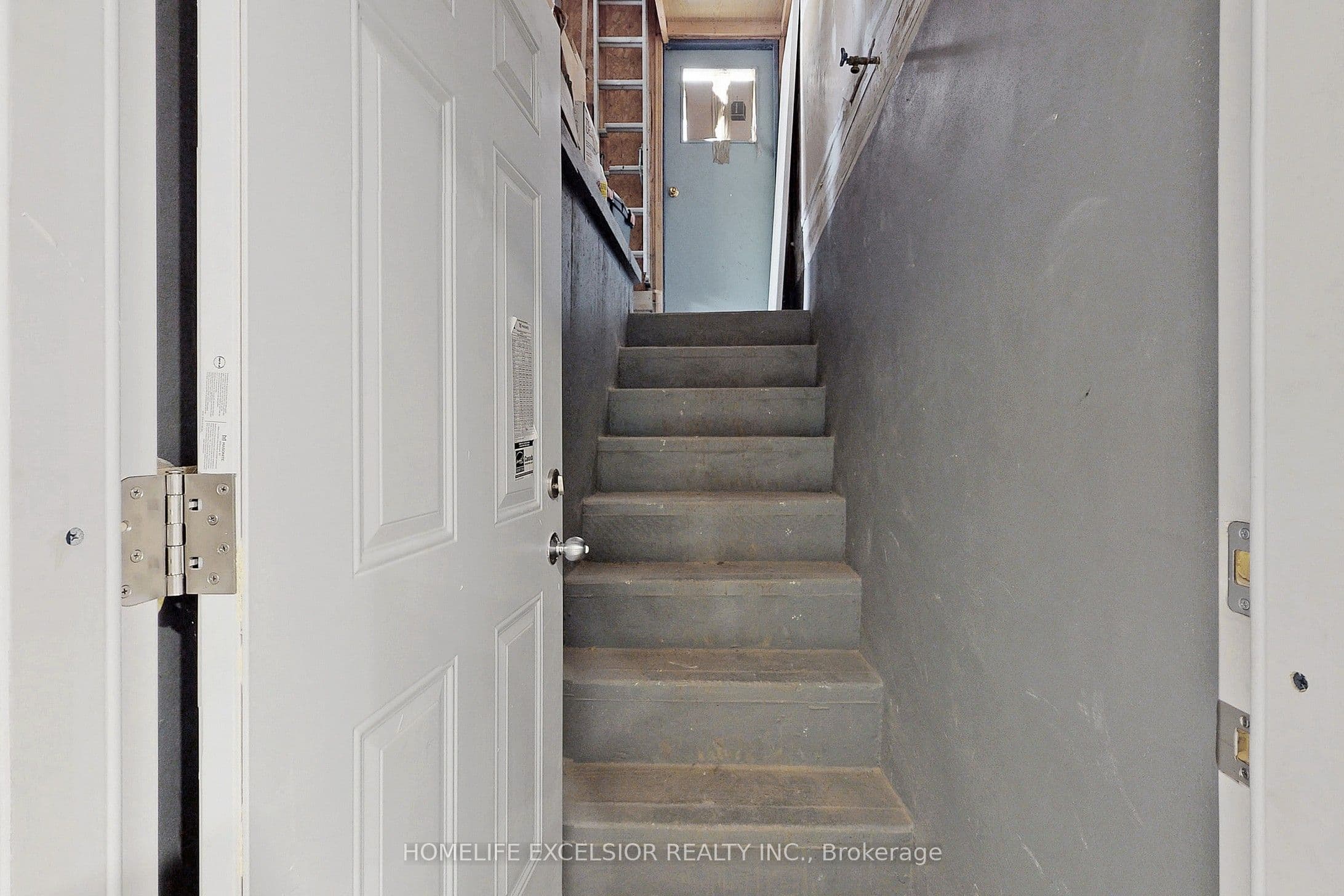 103 Cardinal Street photo 1