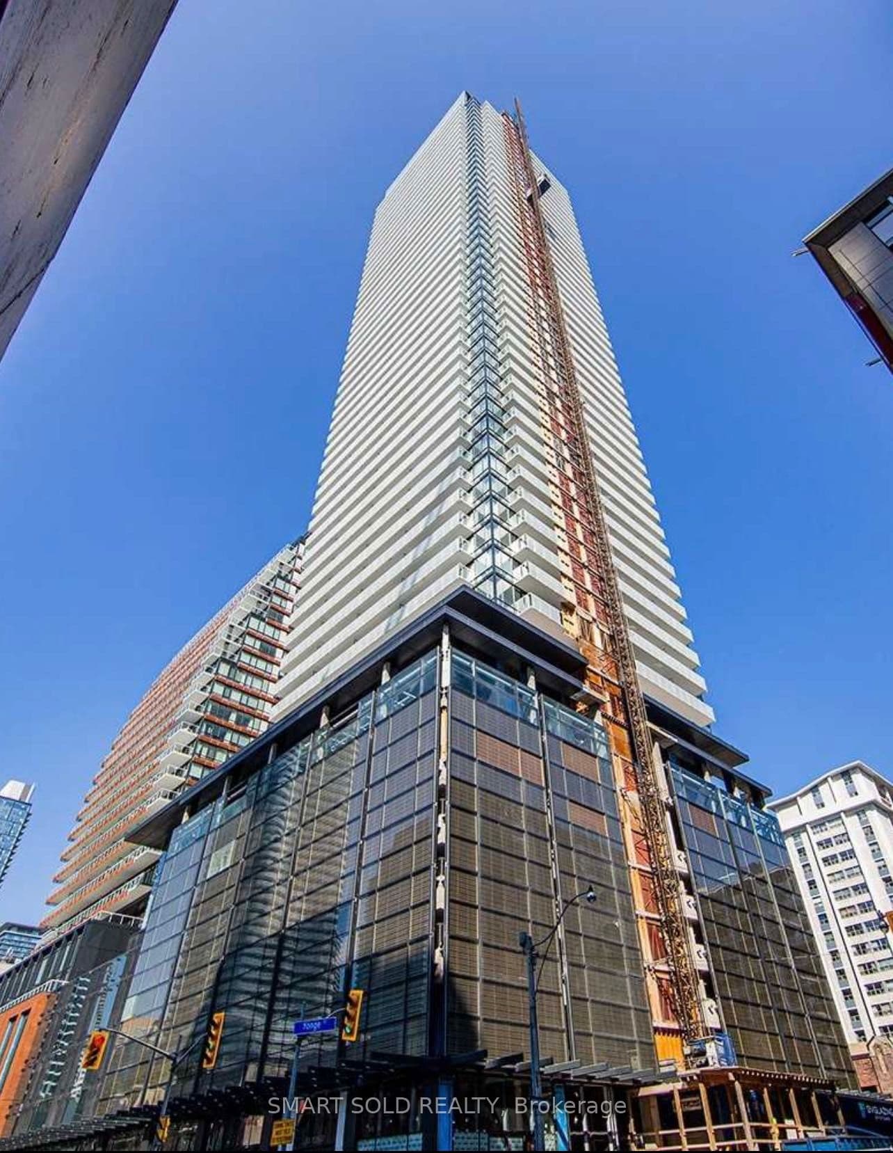 Unit 1105 501 Yonge Street photo 1