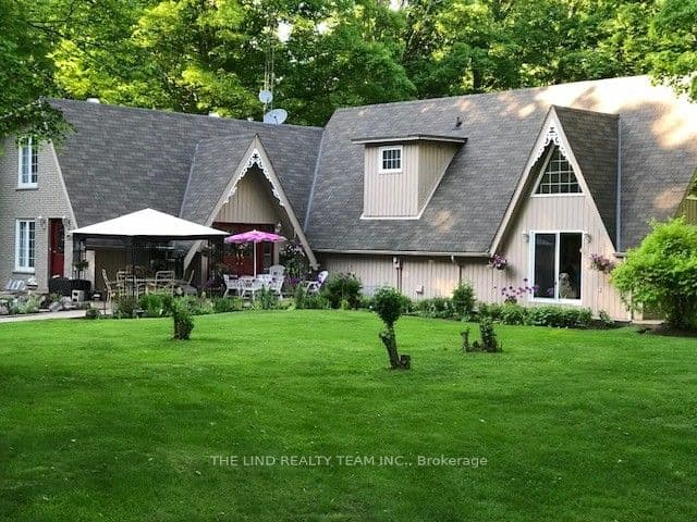 100 Bridle Path photo 1