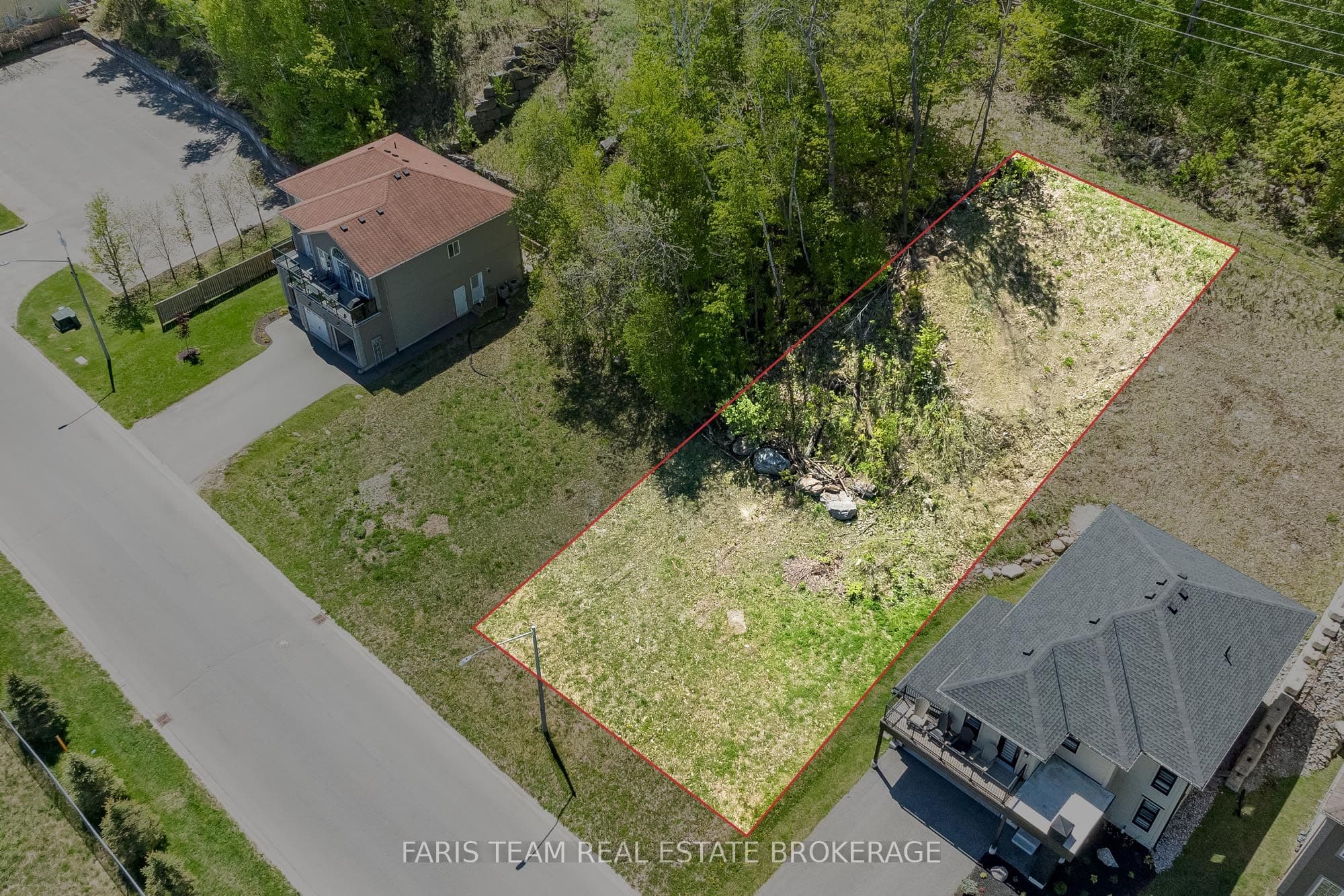 722 Aberdeen Boulevard photo 1
