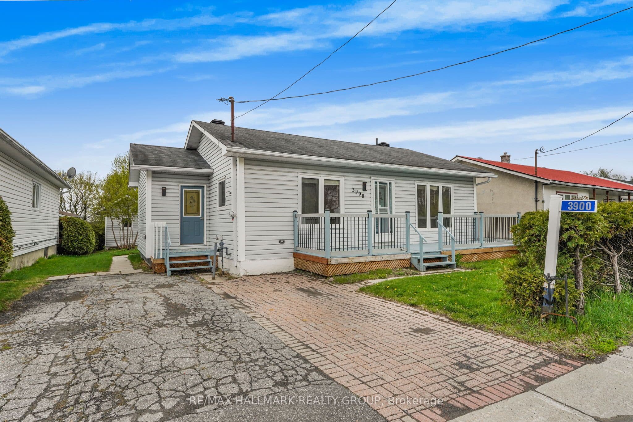 3900 Champlain Road photo 1