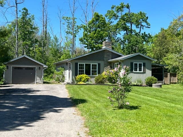 3816 30th Side Road photo 1