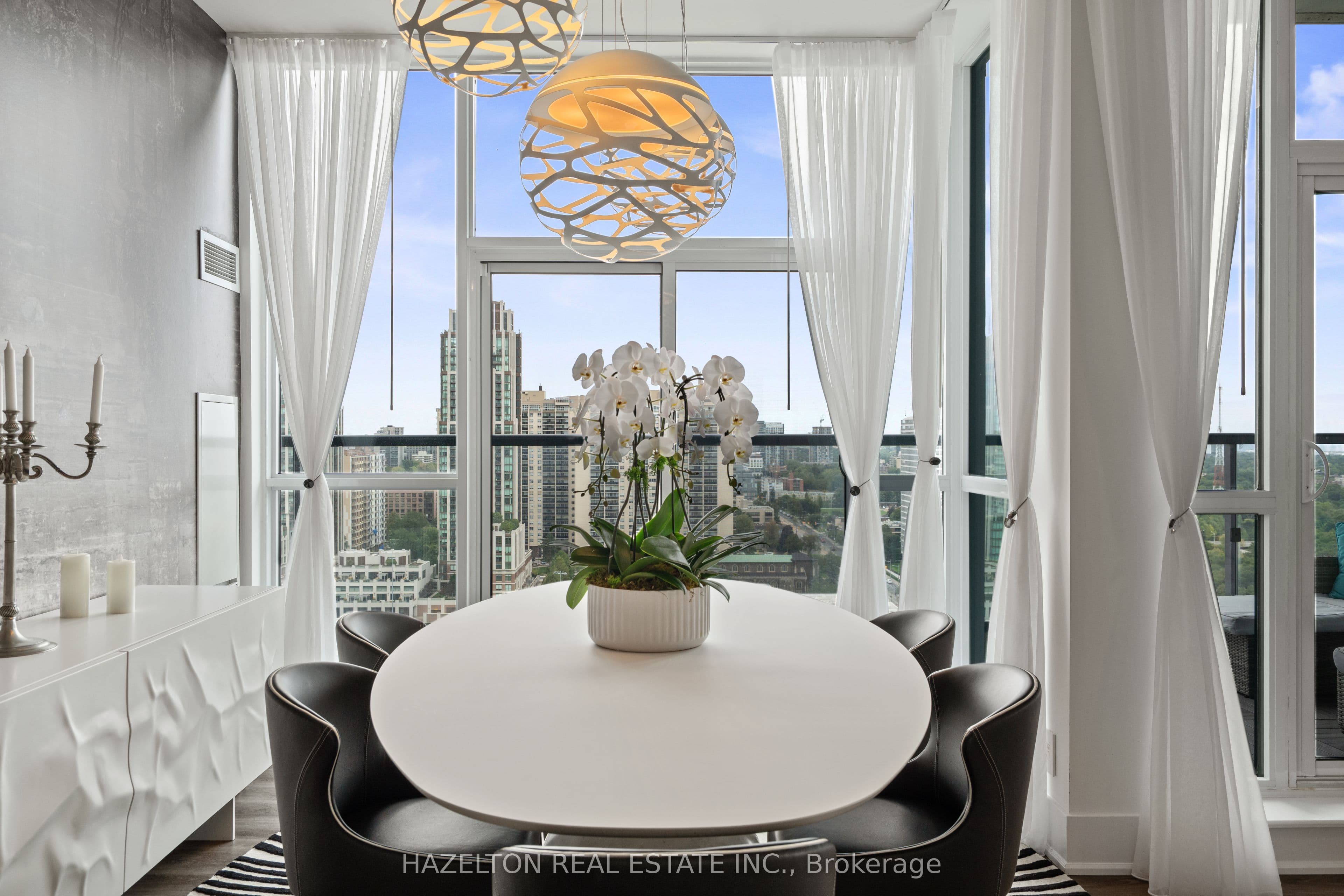 Unit 1802 1486 Bathurst Street photo 1