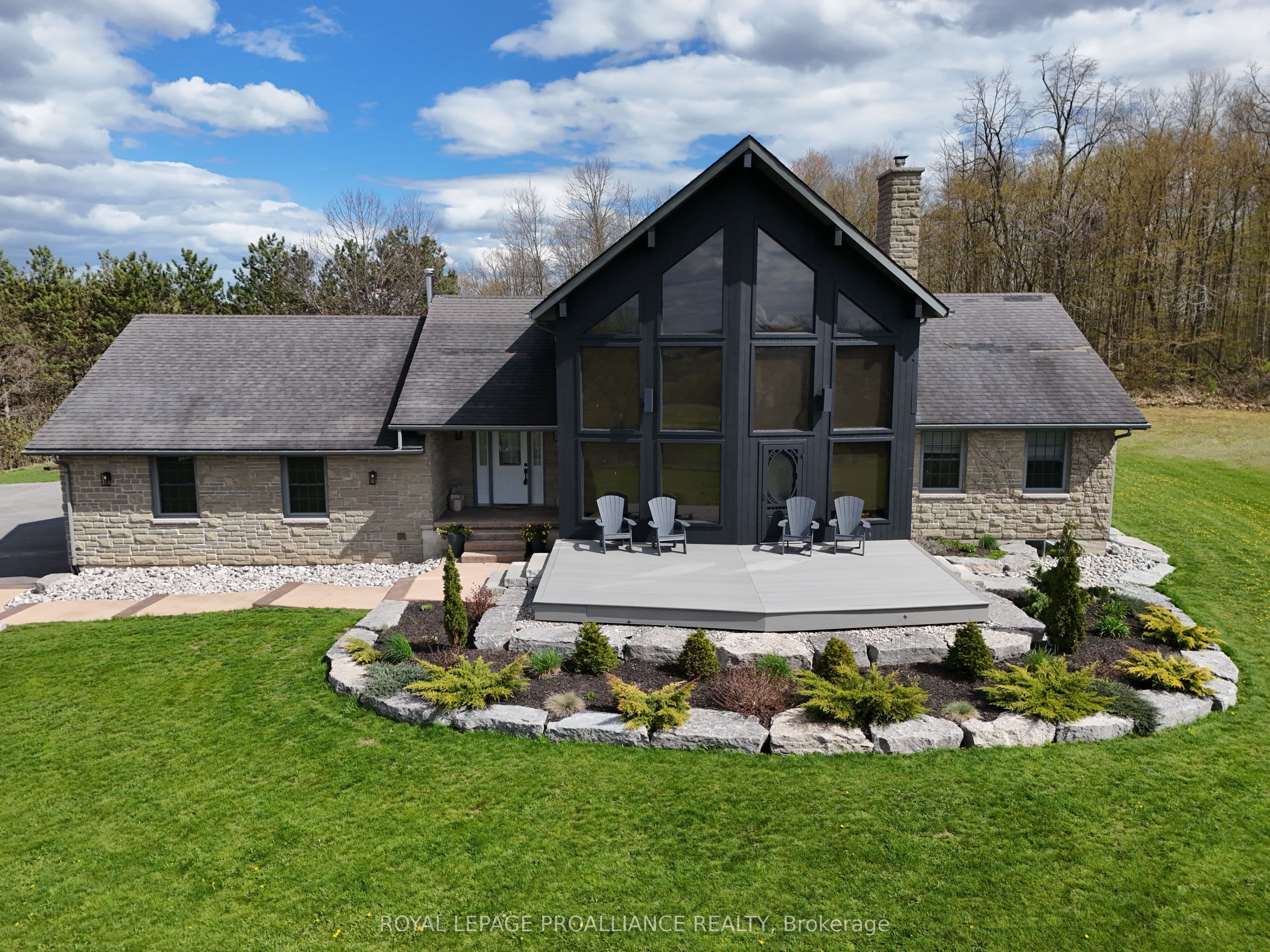 418 Wilson Road photo 1
