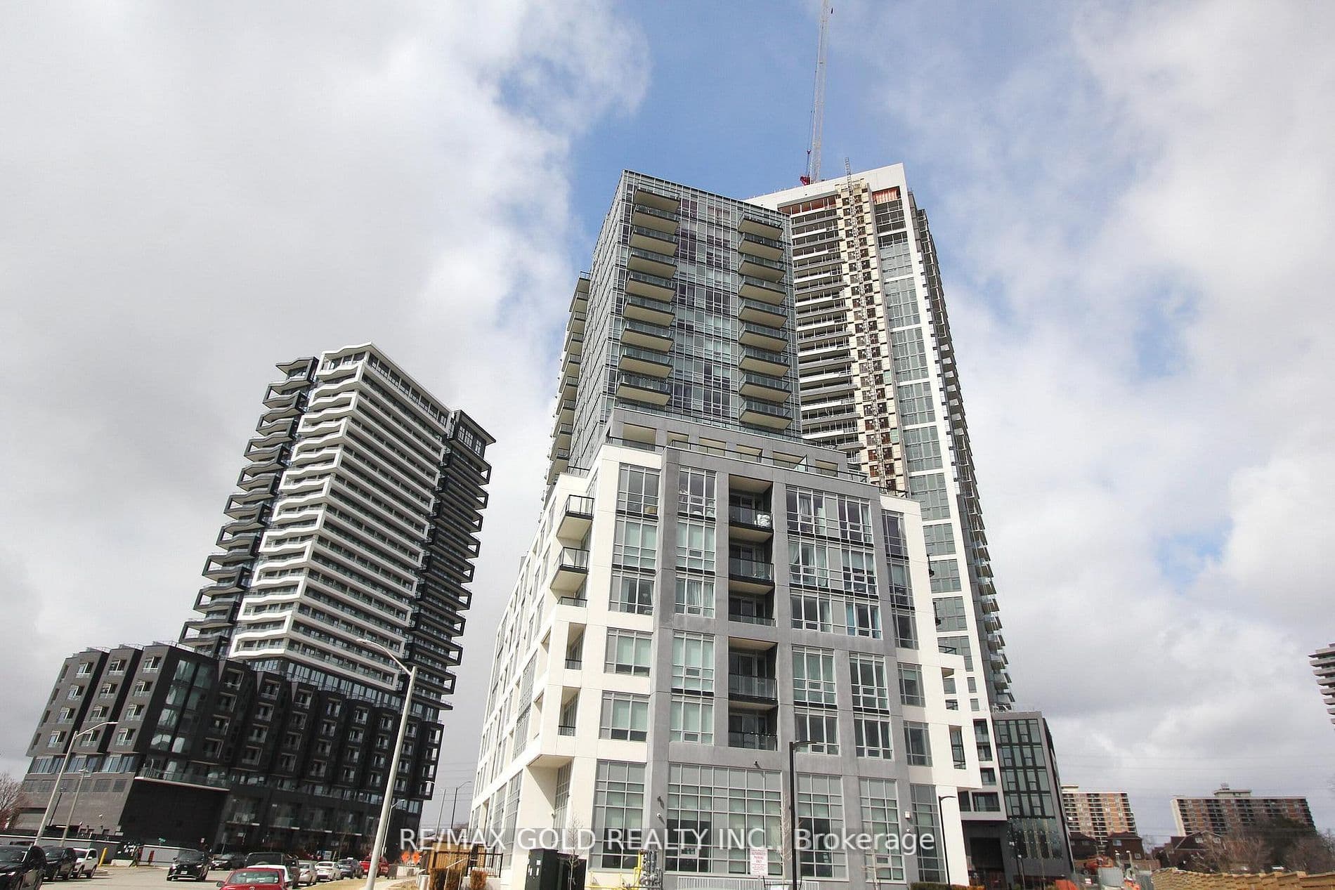 Unit 1701 225 Malta Avenue photo 1