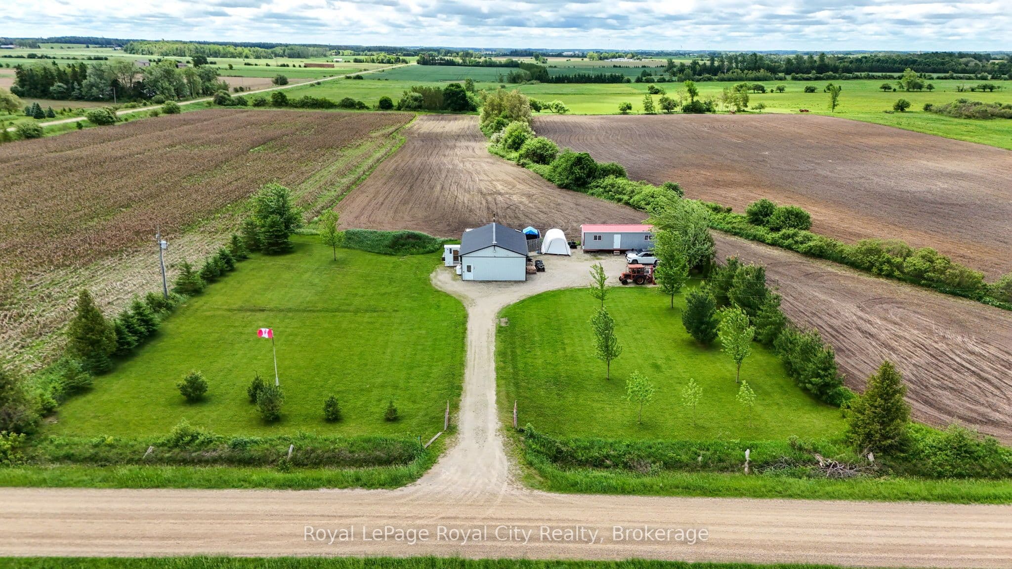7793 Sideroad 8 Side Road photo 1