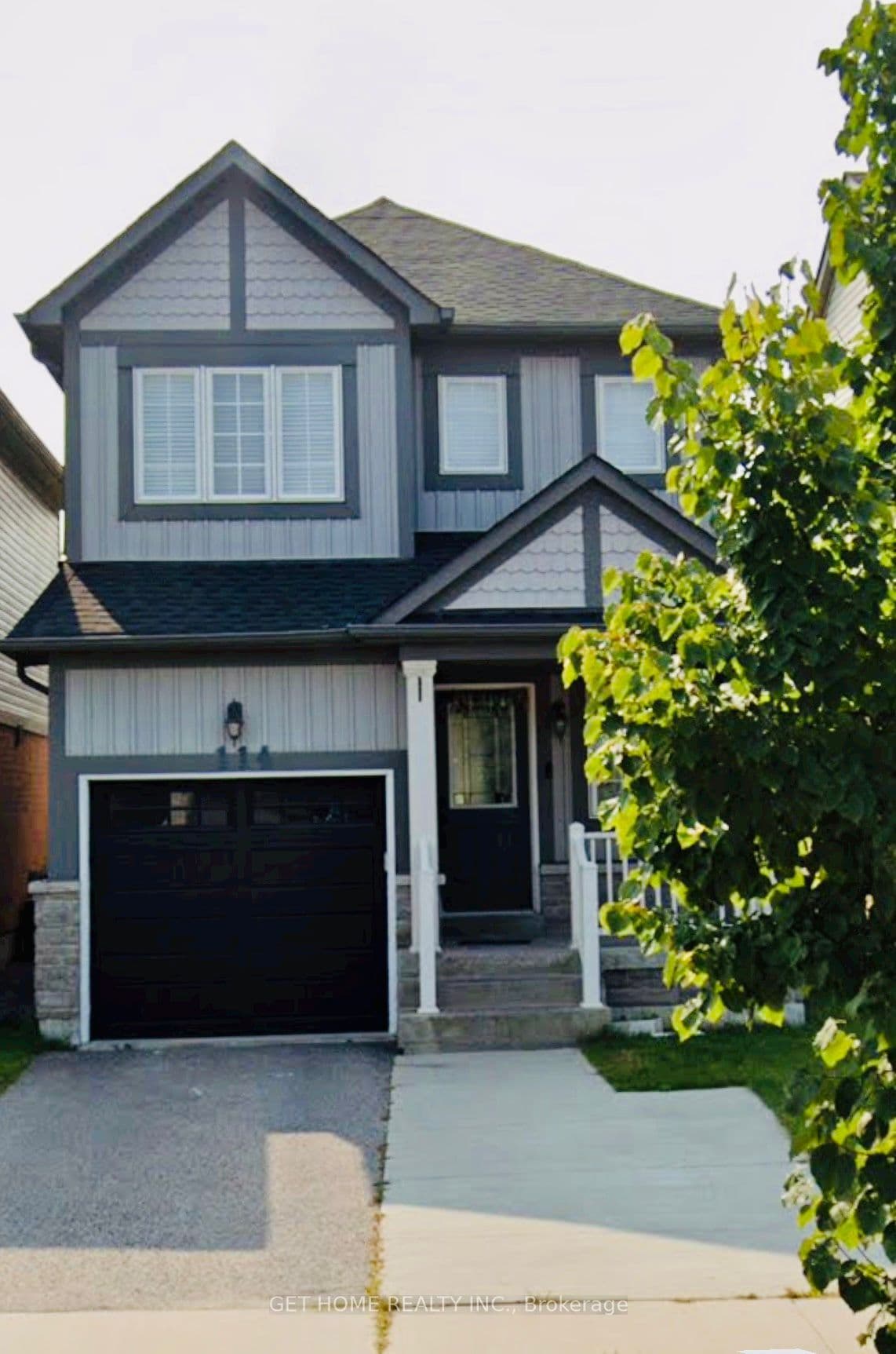 114 Bettina Place photo 1