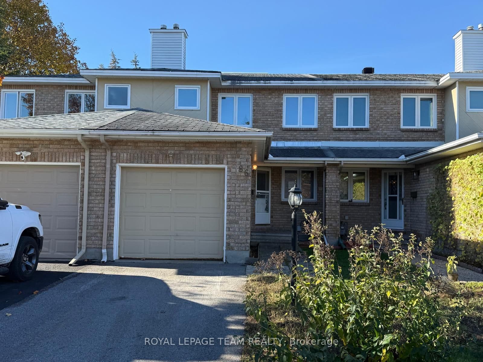86 HUMMINGBIRD Crescent photo 1
