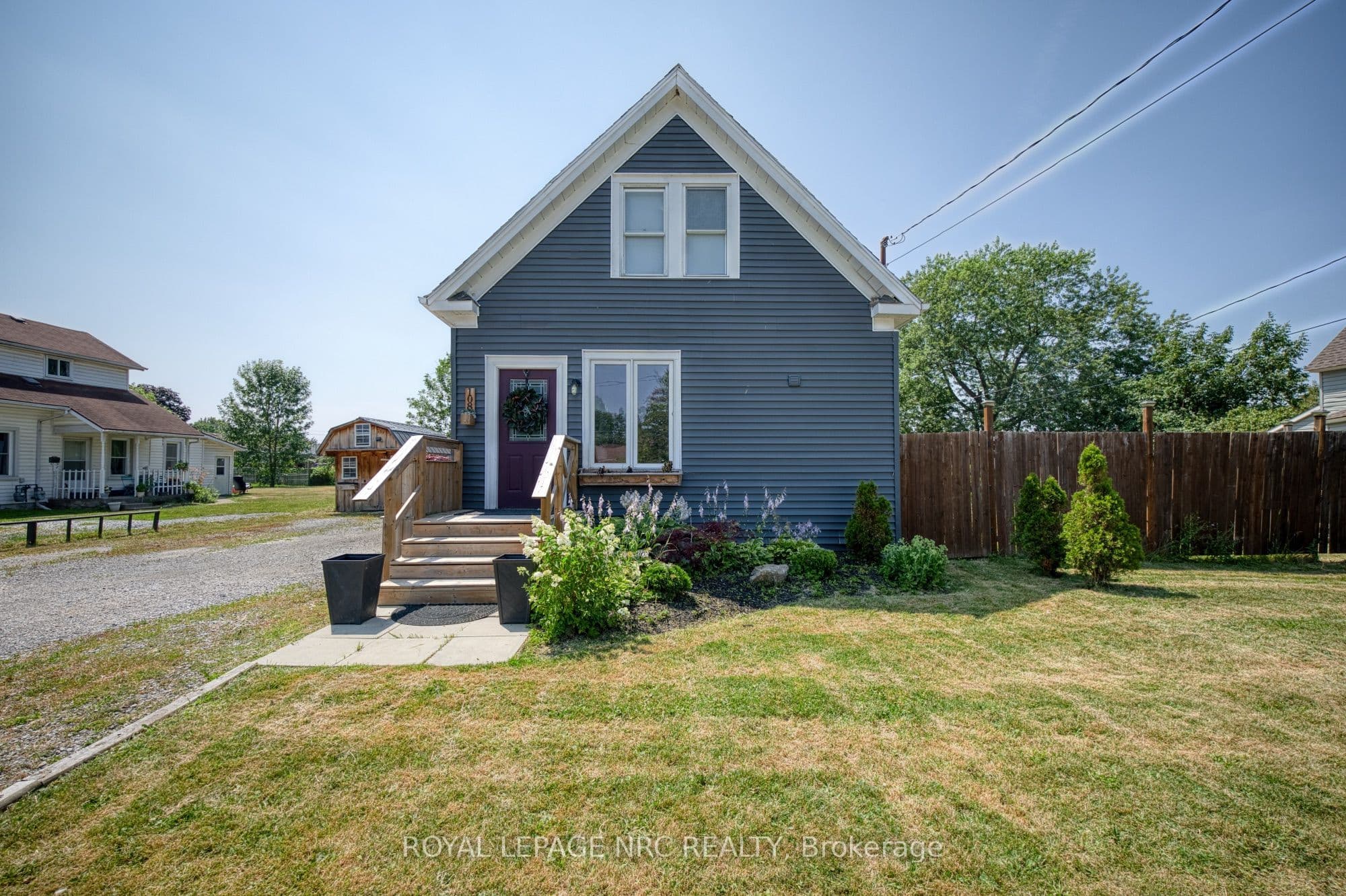 108 High Street photo 1
