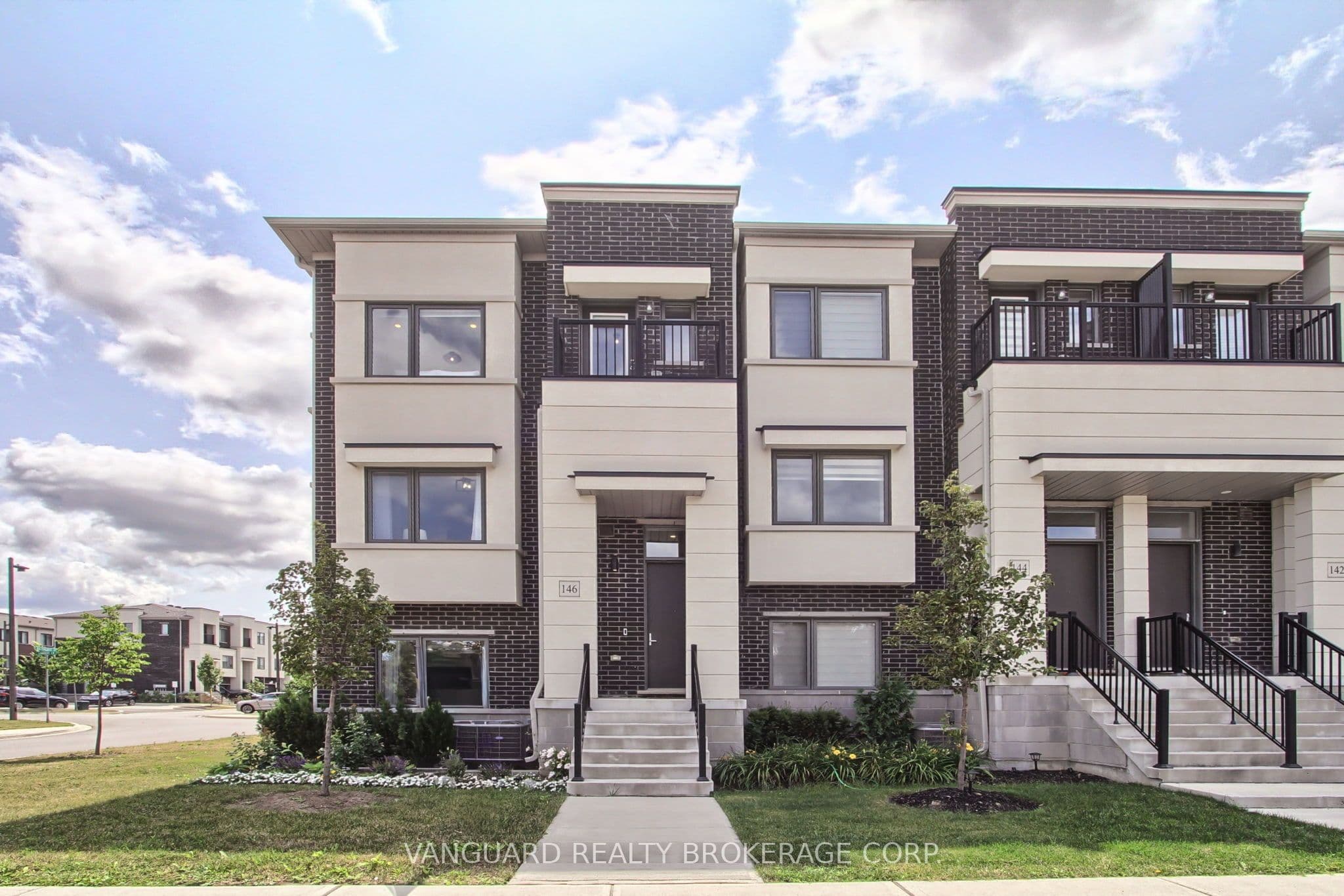 146 Landsbridge Street photo 1
