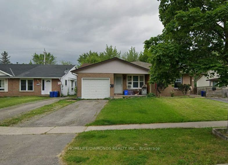 120 NORTHGATE Drive photo 1