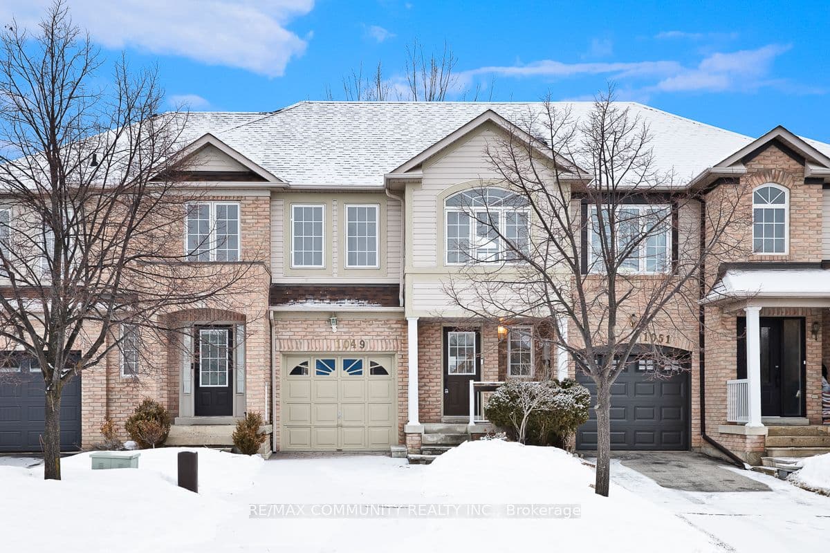 1049 Kennedy Circle photo 1