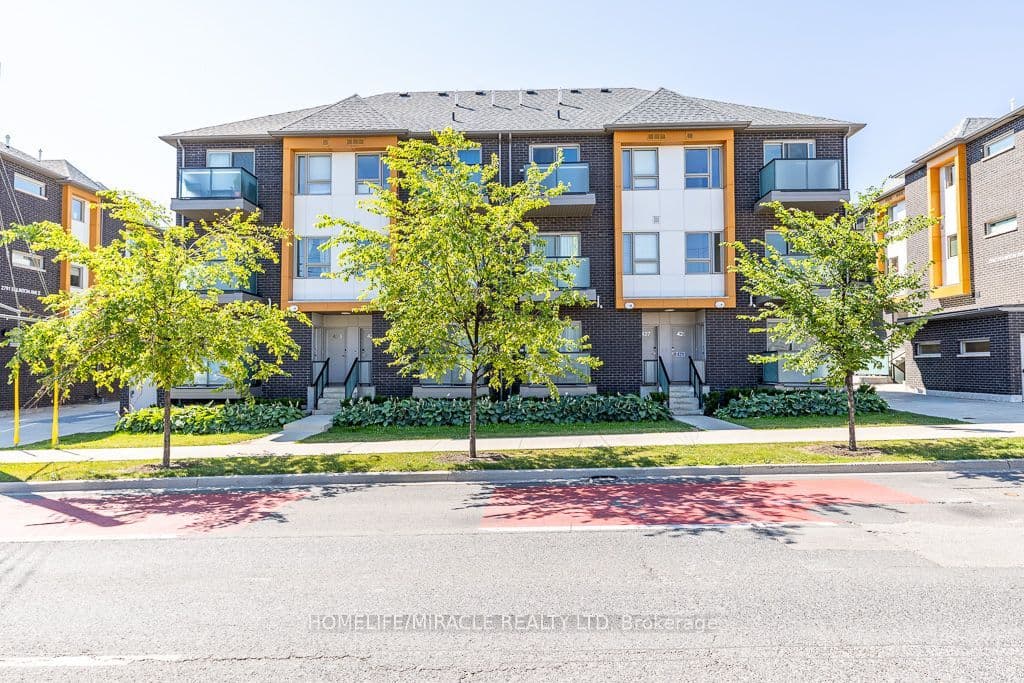 Unit 413 2789 Eglinton Avenue photo 1