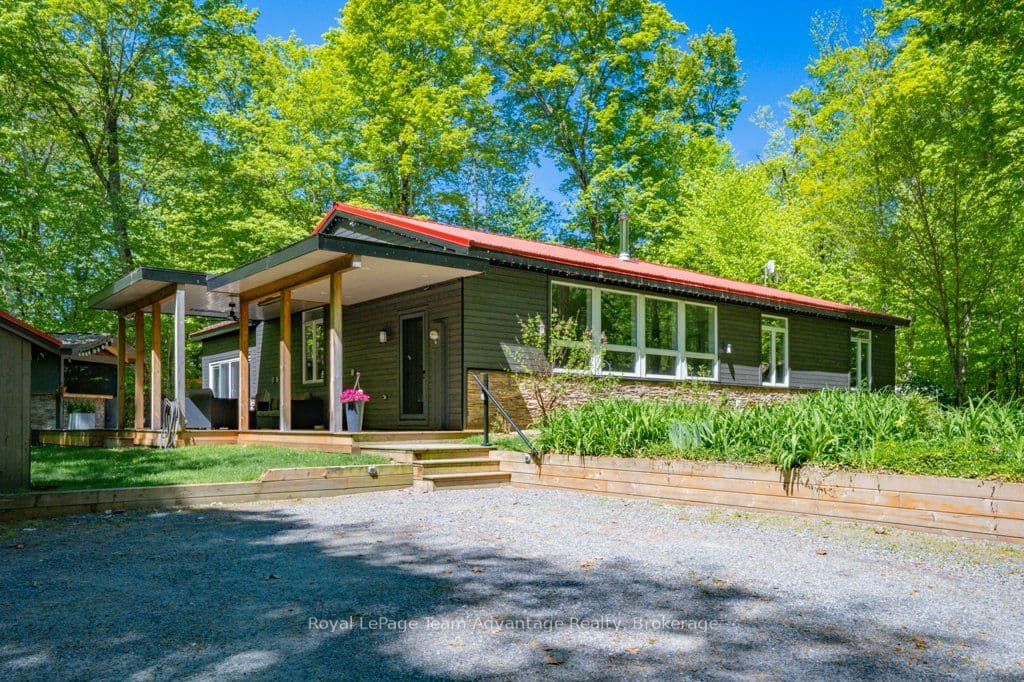 34 Beechwood Lane photo 1