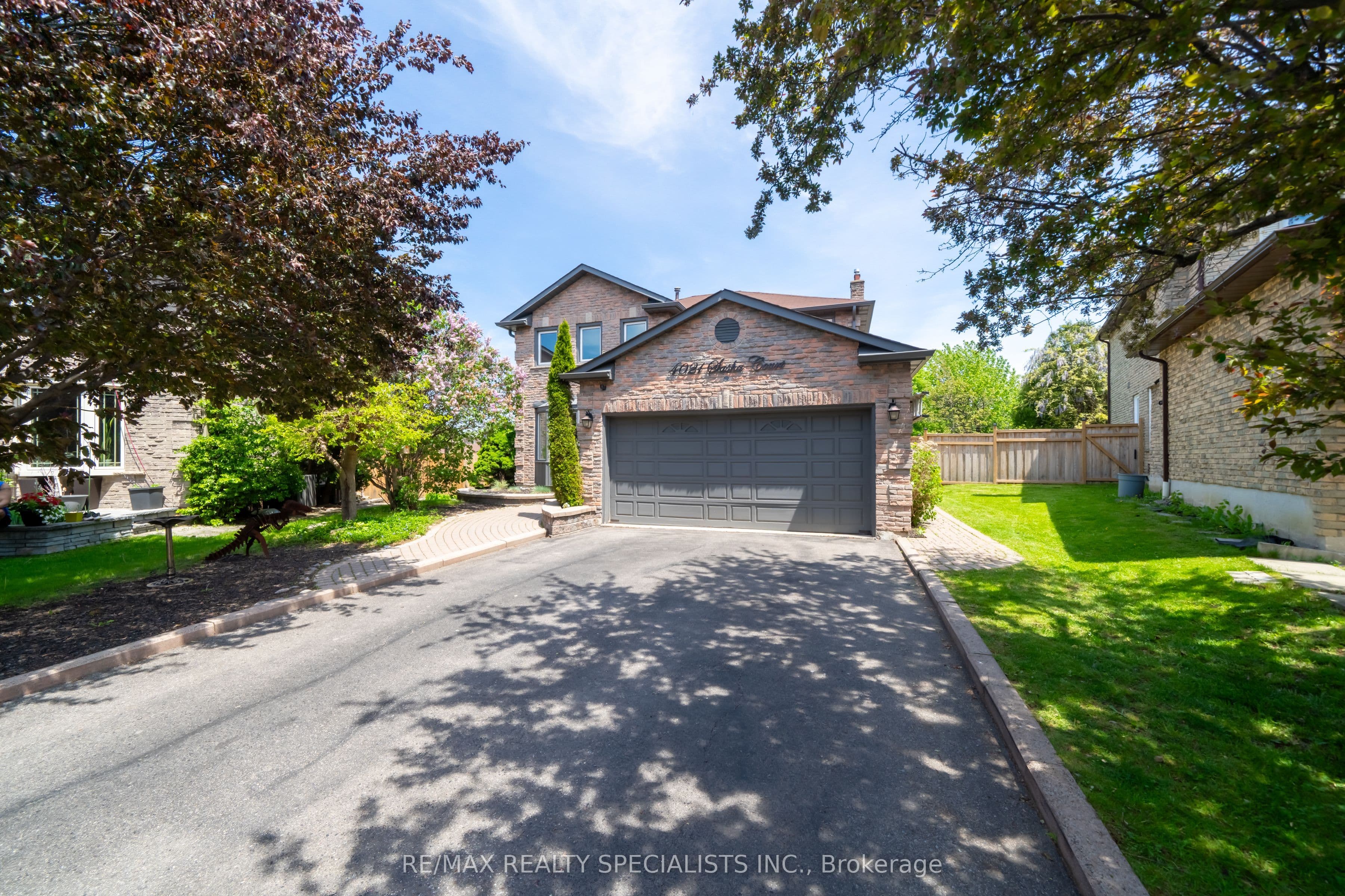 4021 Sasha Court photo 1