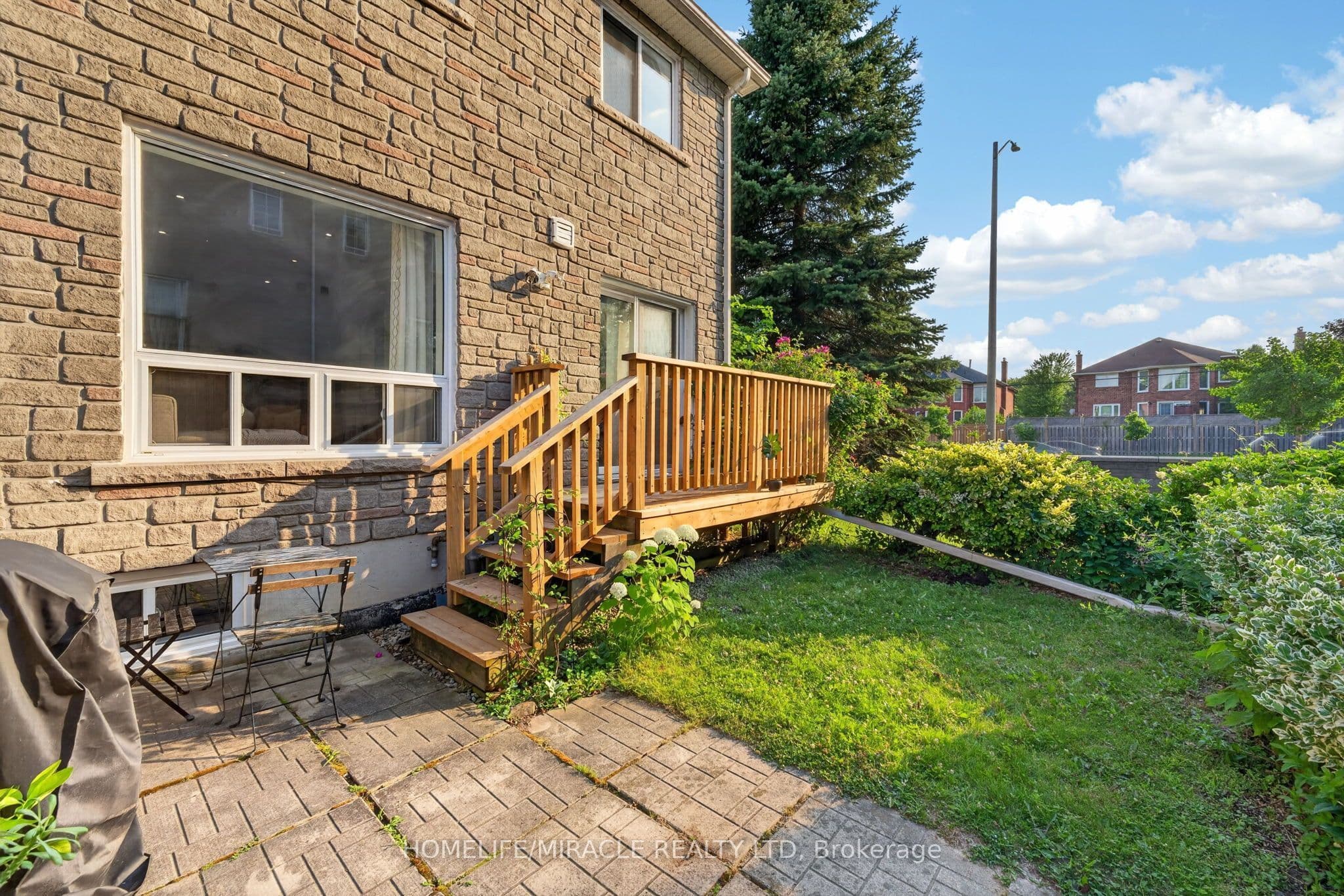 Unit 49 1345 Altona Road photo 1