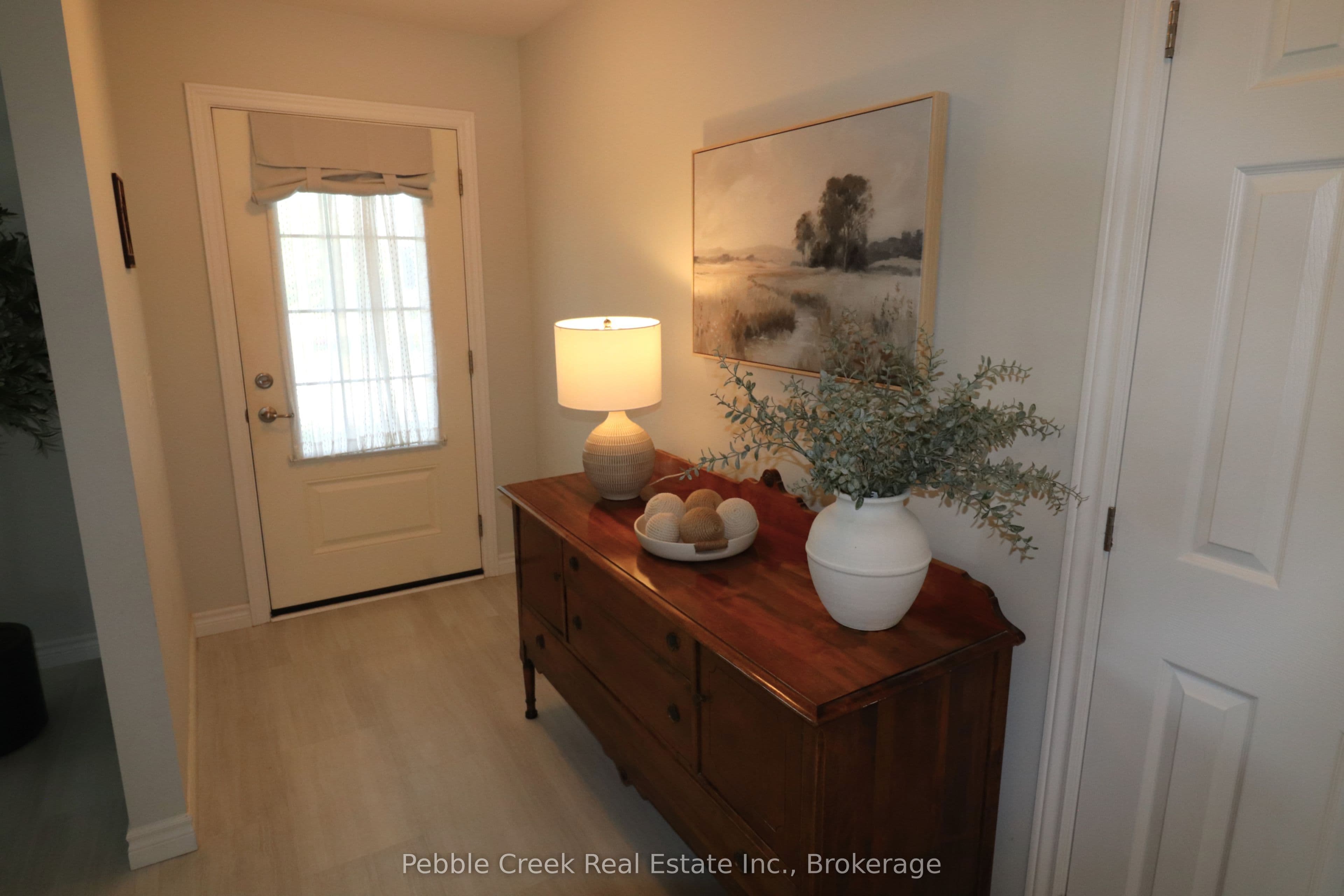 96 Lake Breeze Drive photo 1