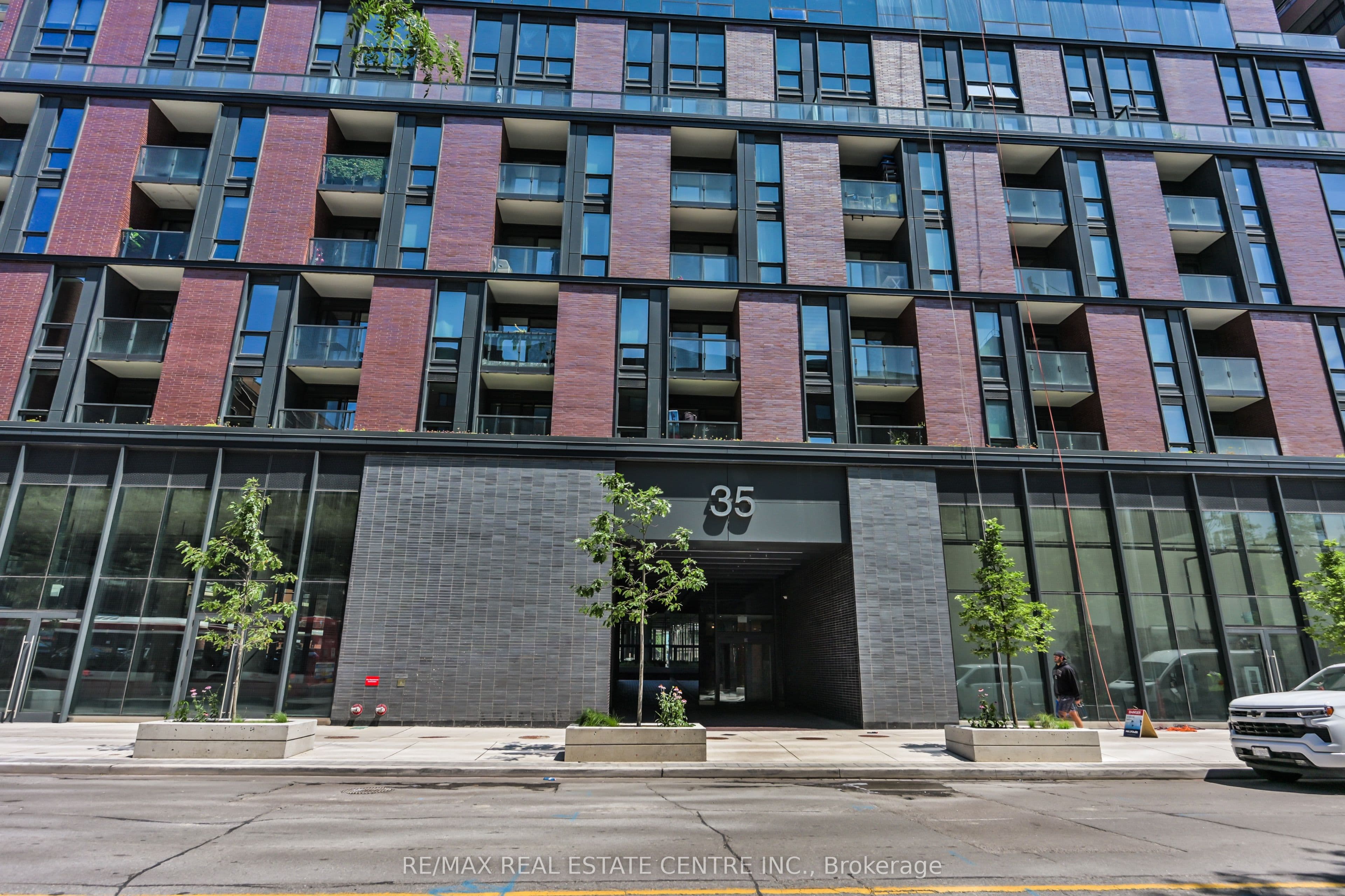 35 Parliament Street photo 1