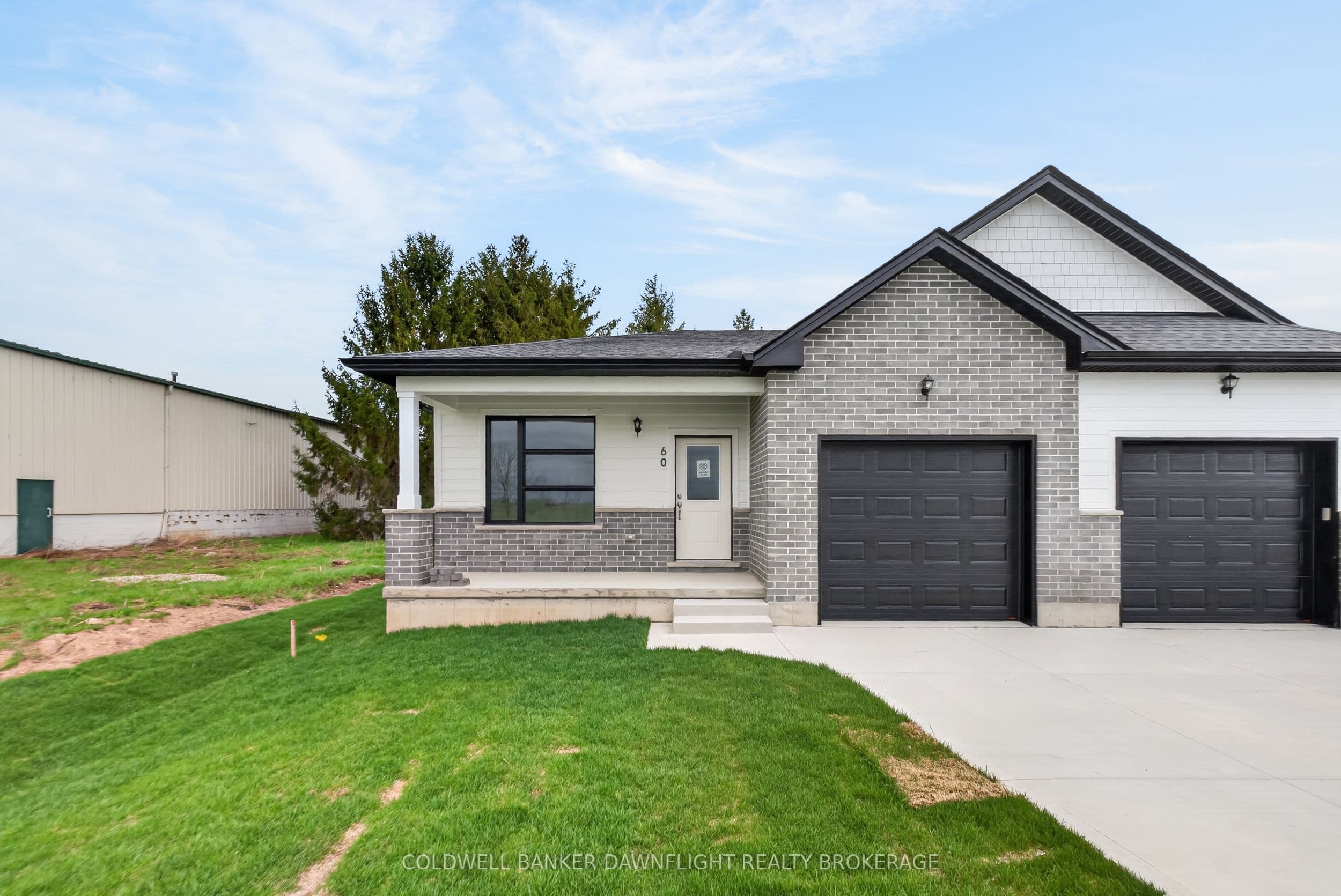 60 Moonlight Court photo 1