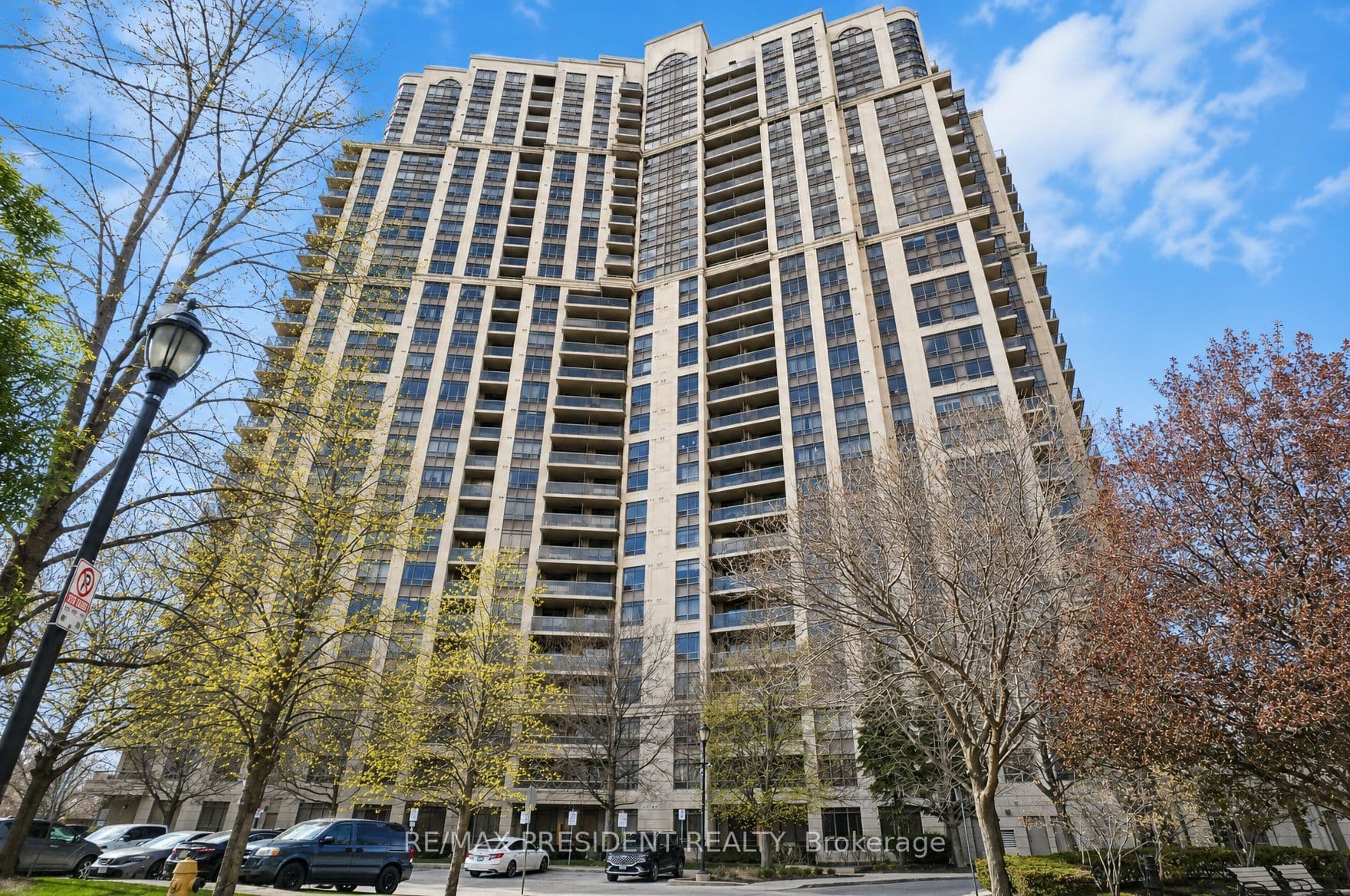 Unit 602 710 Humberwood Boulevard photo 1