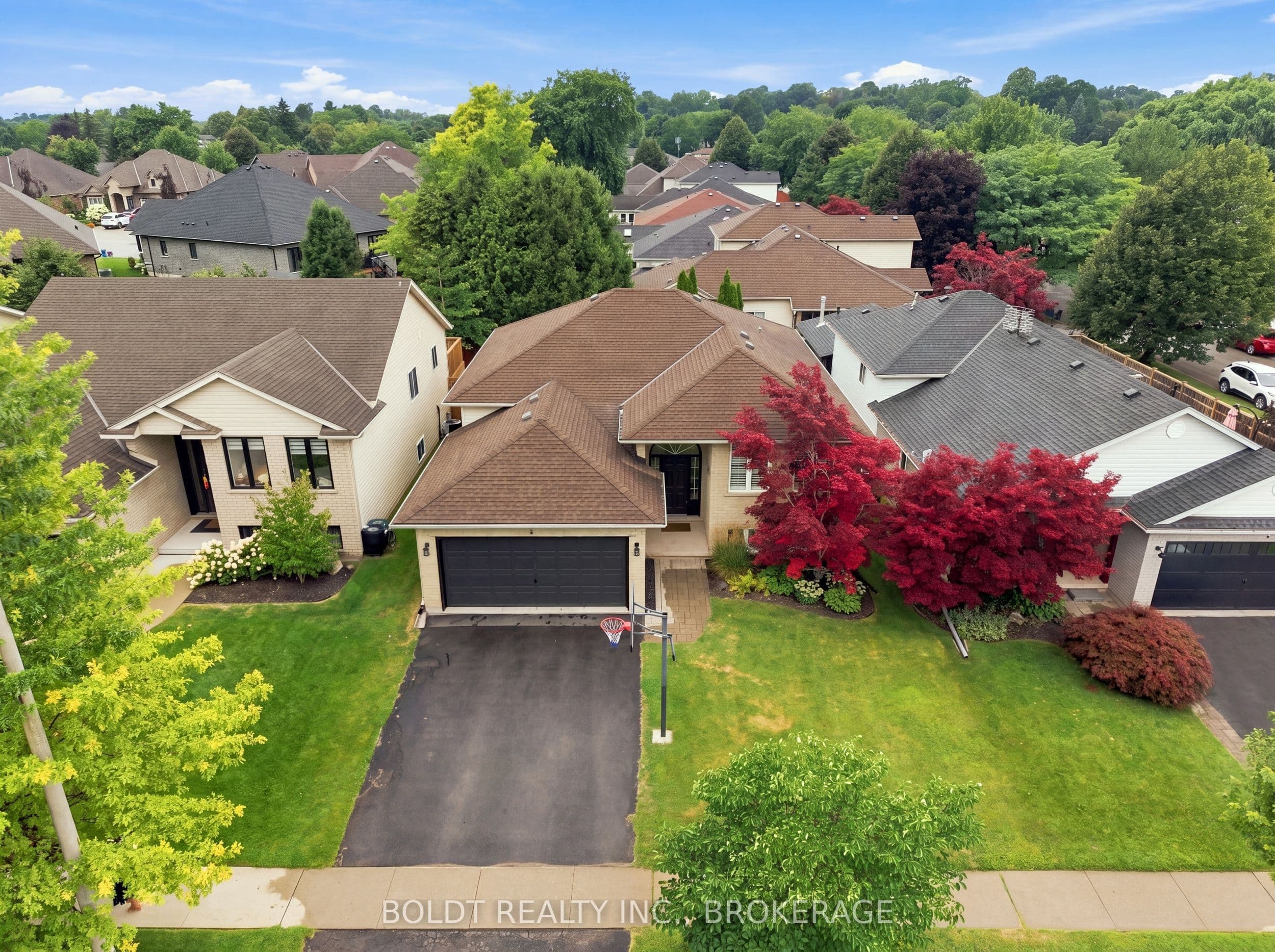 4 Mason Drive photo 1
