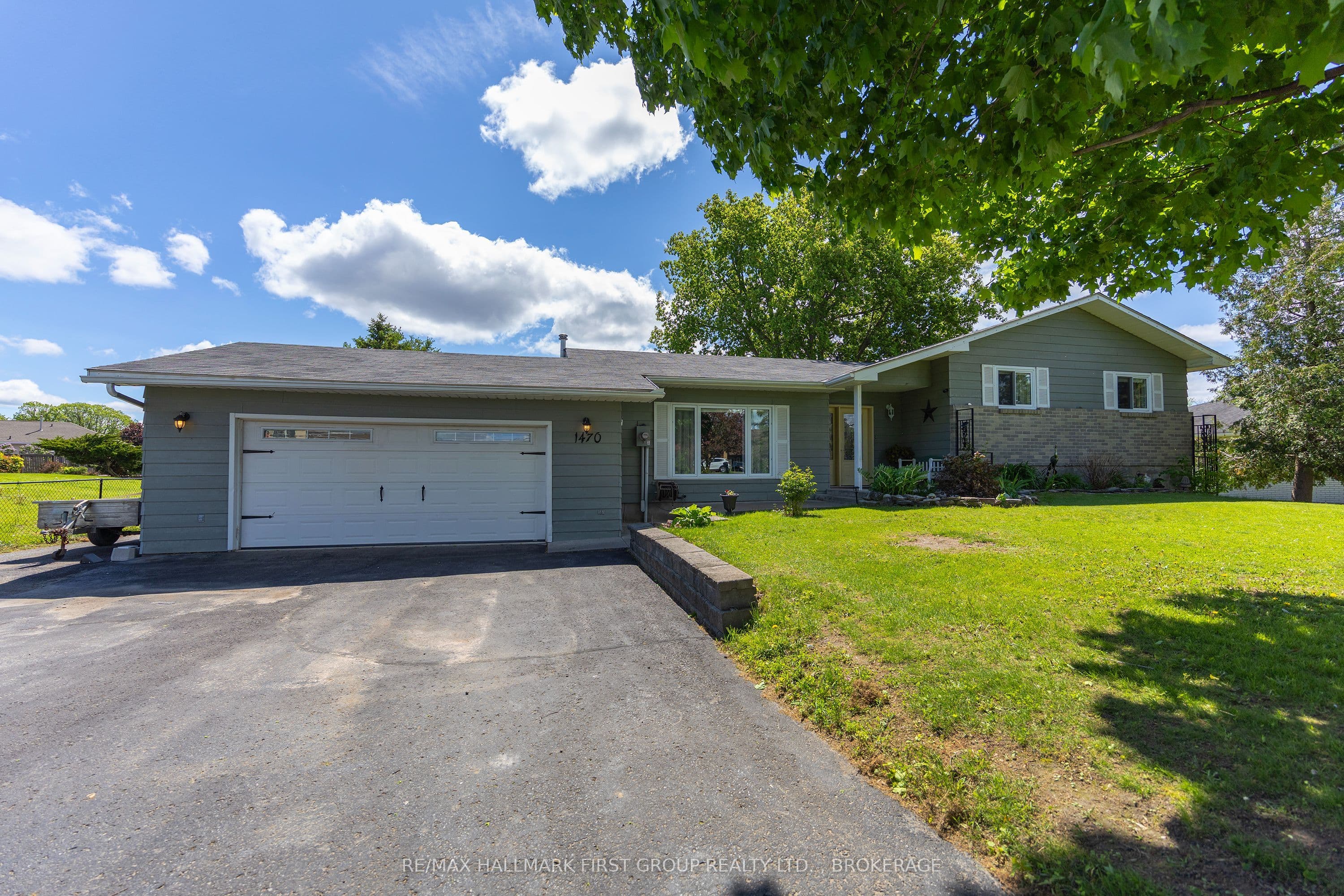 1470 Sydenham Road photo 1