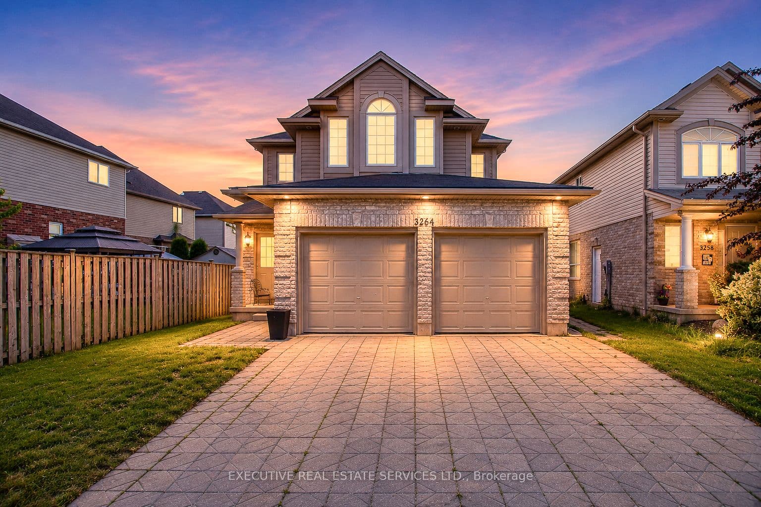 3264 Meadowgate Boulevard photo 1