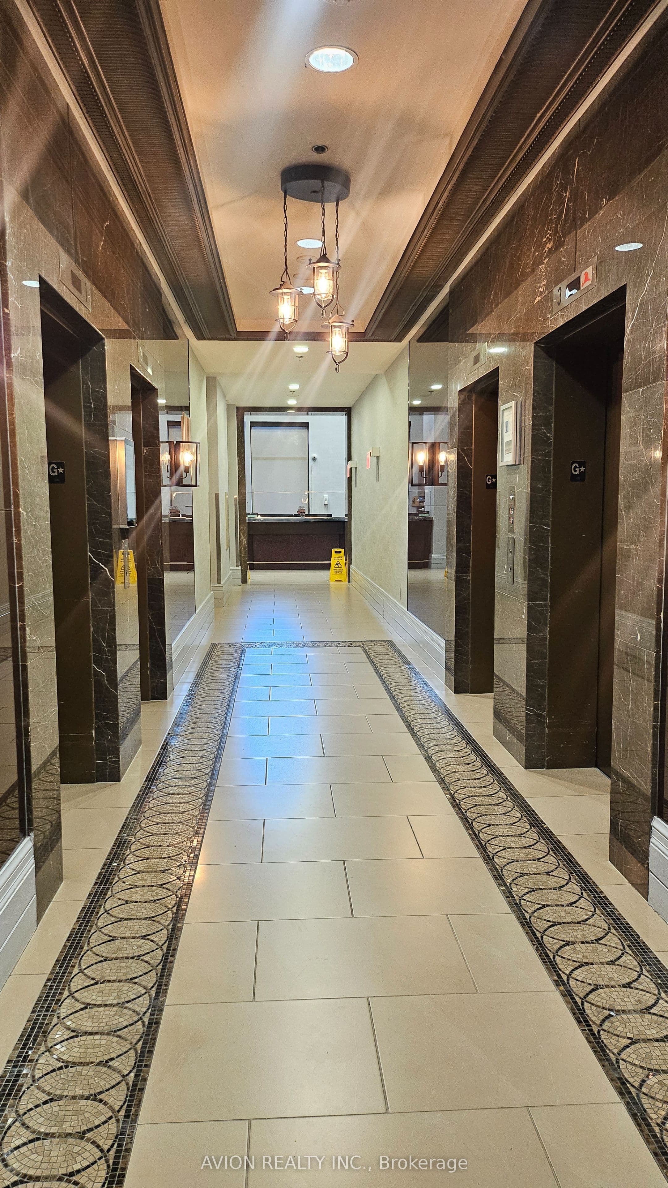 Unit 1901 385 Prince Of Wales Drive photo 1