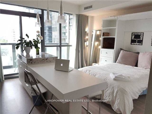 Unit 1607 101 Charles Street photo 1