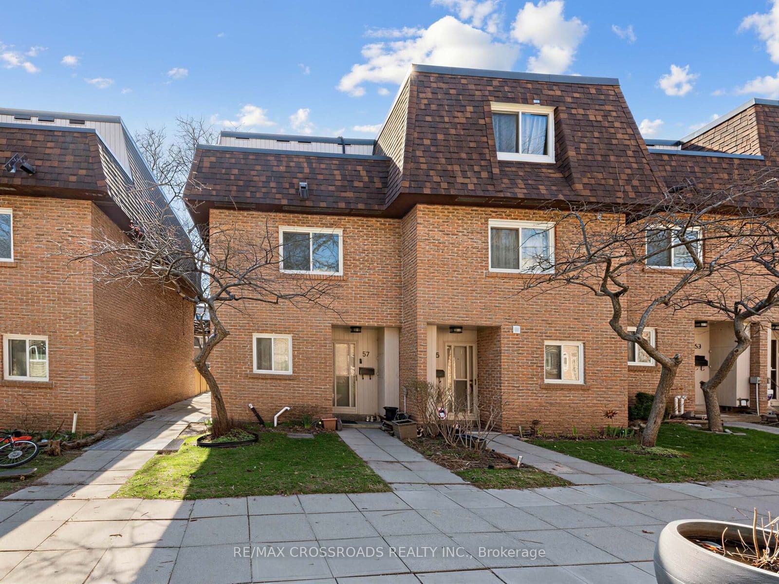 Unit 57 275 Manse Road photo 1