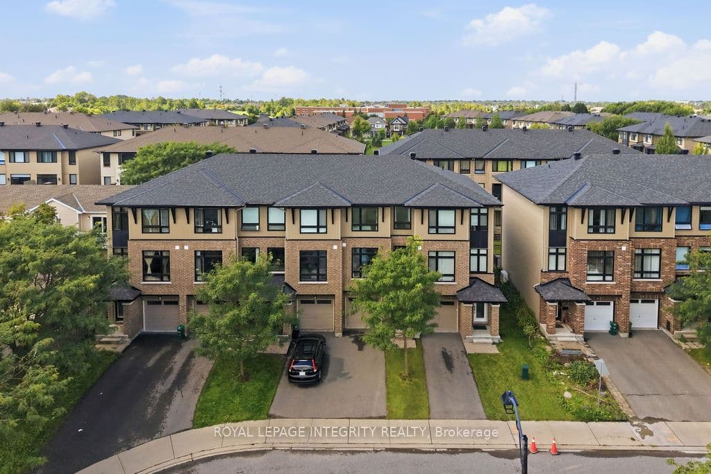 430 TRALEE Road photo 1