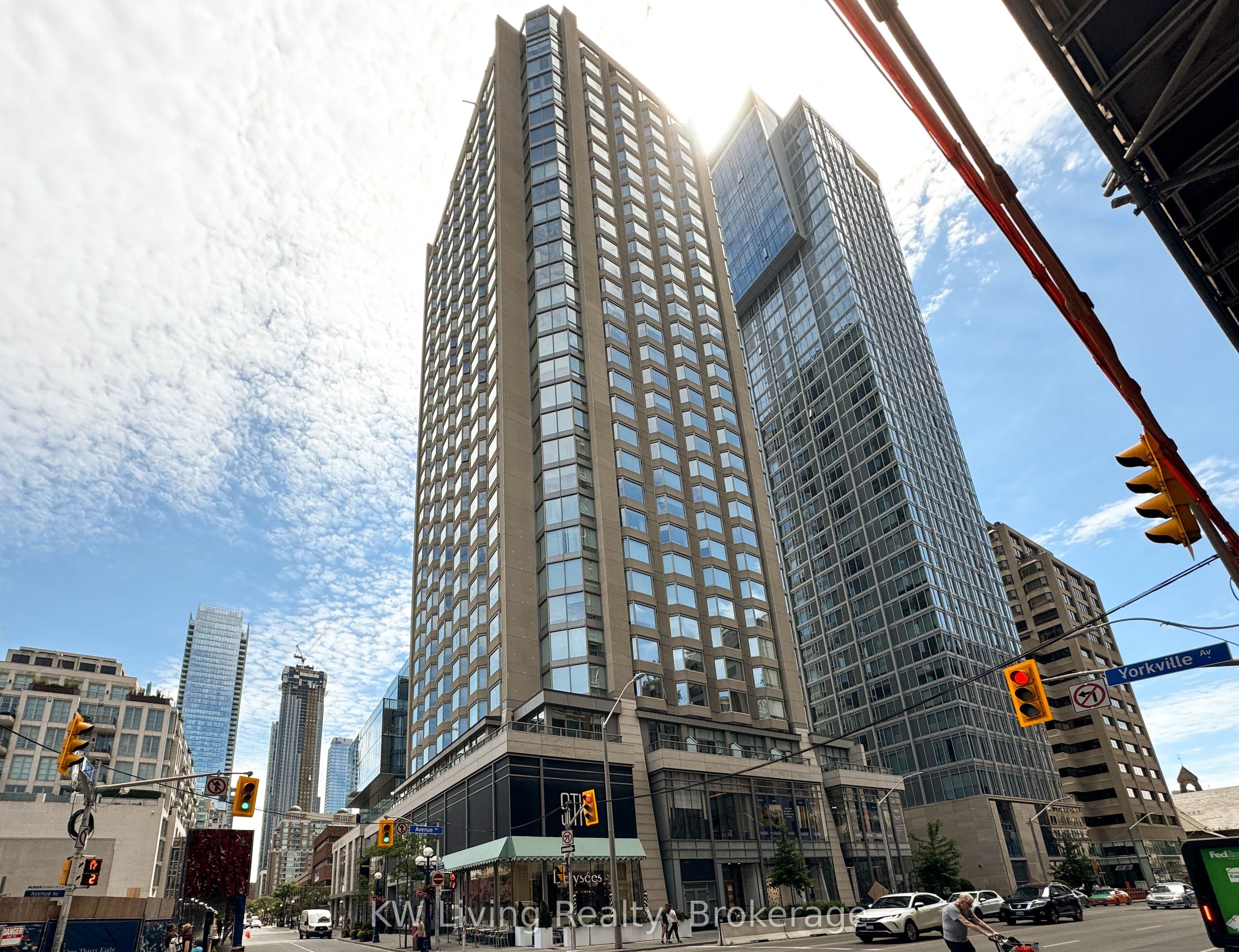 Unit 517 155 Yorkville Avenue photo 1