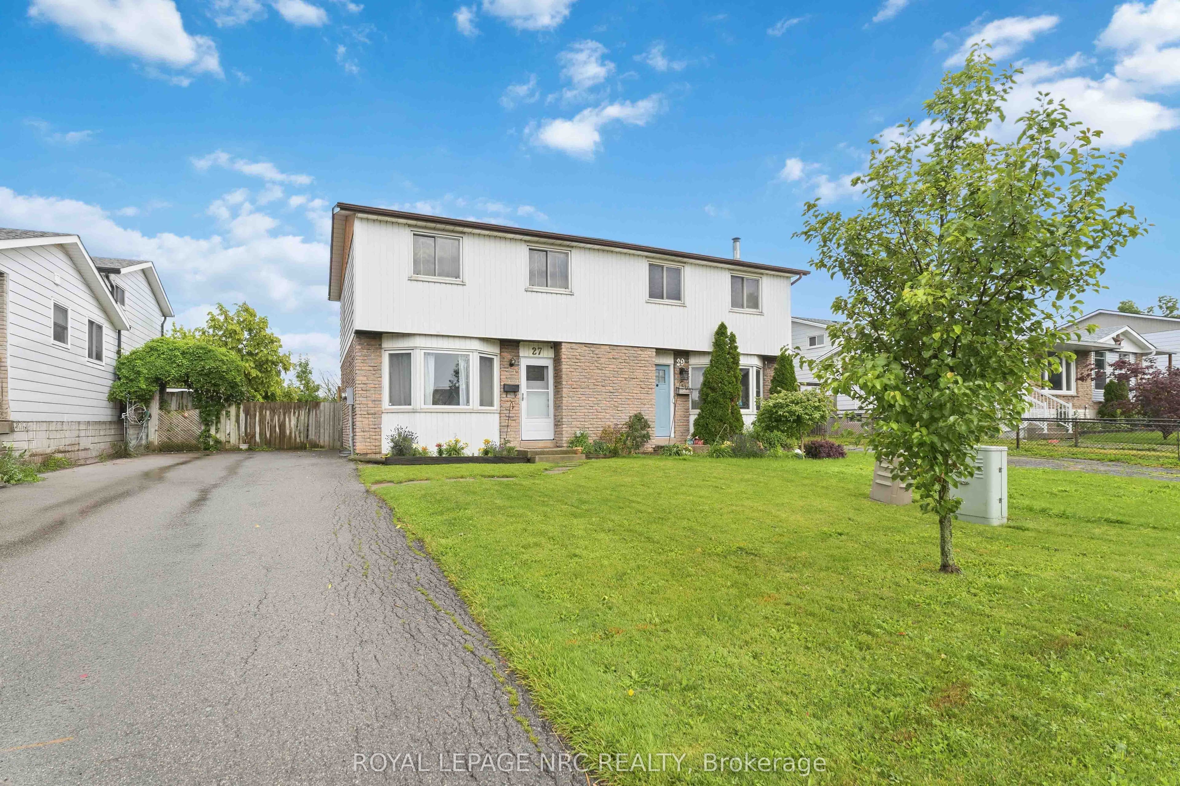 27 Canterbury Drive photo 1