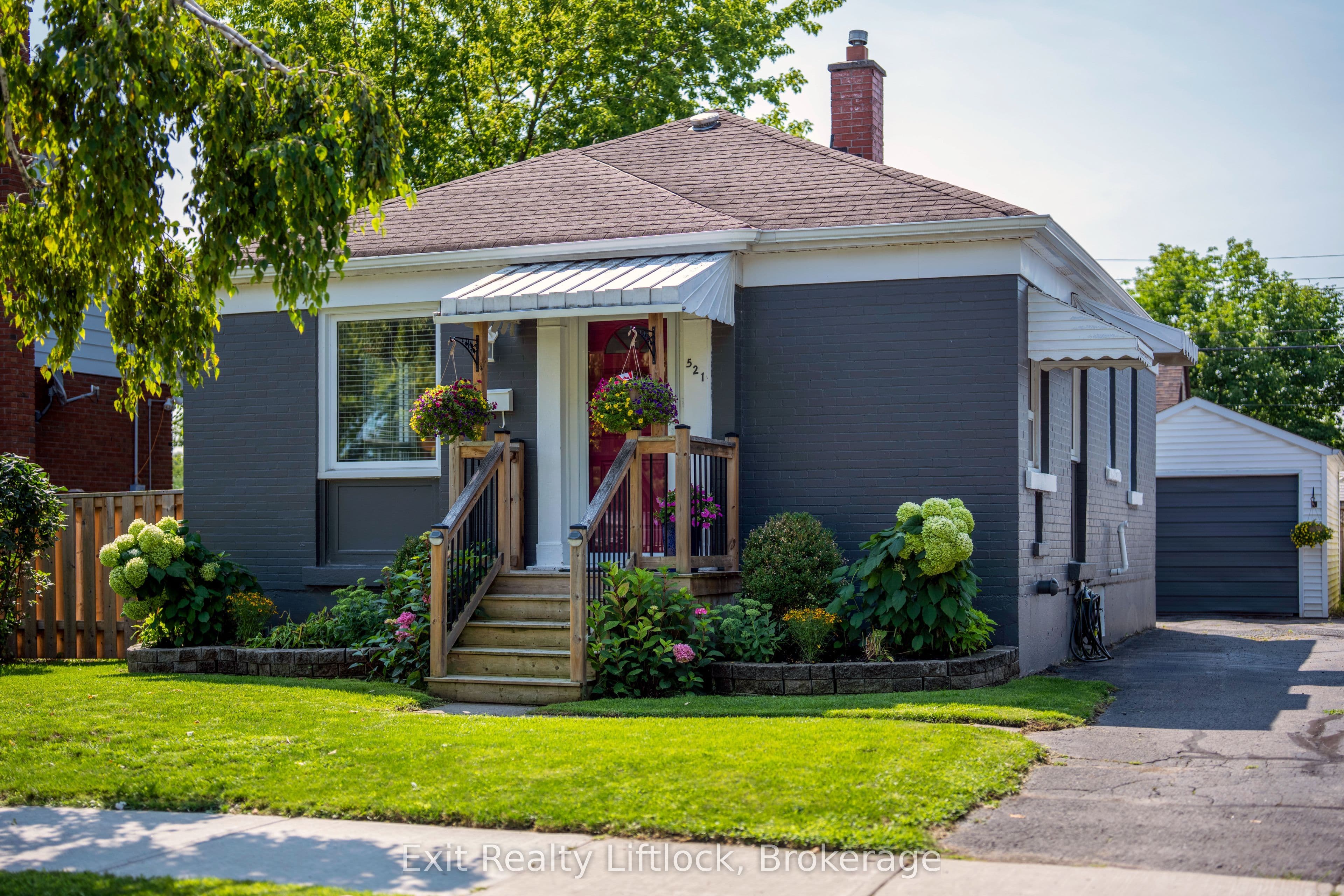 521 Mckellar Street photo 1