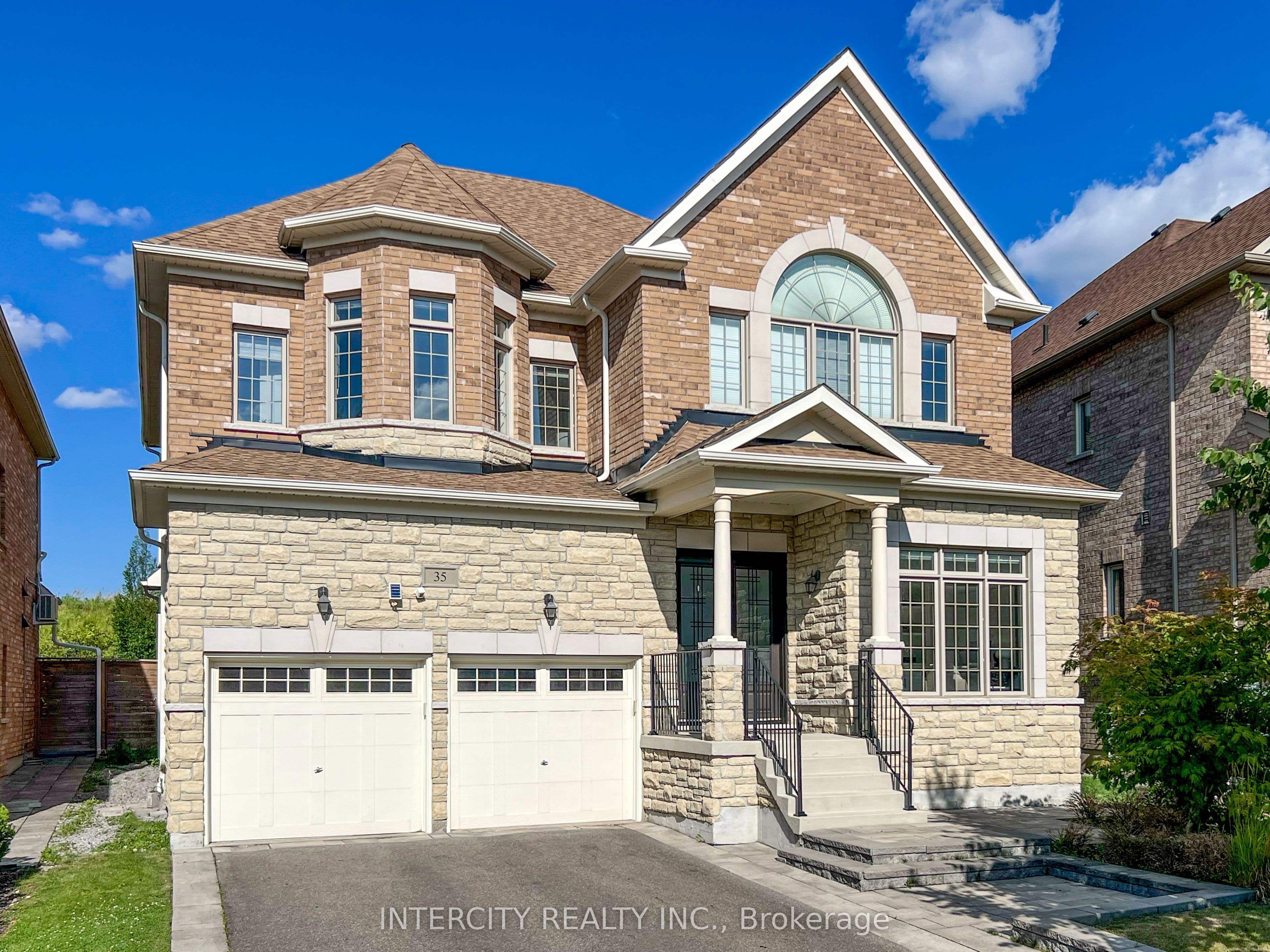 35 Cedarpoint Court photo 1