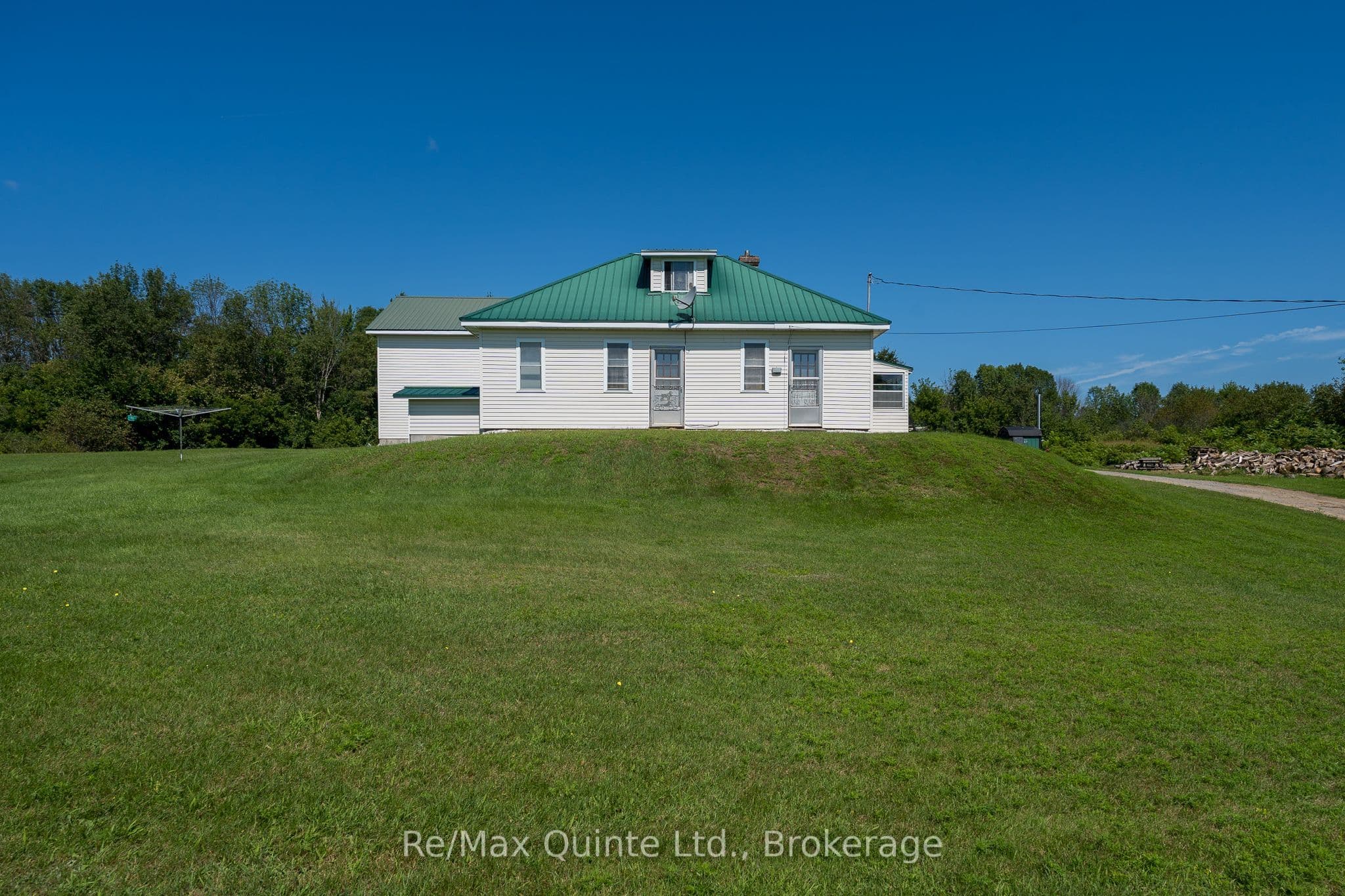 1477 Sulphide Road photo 1