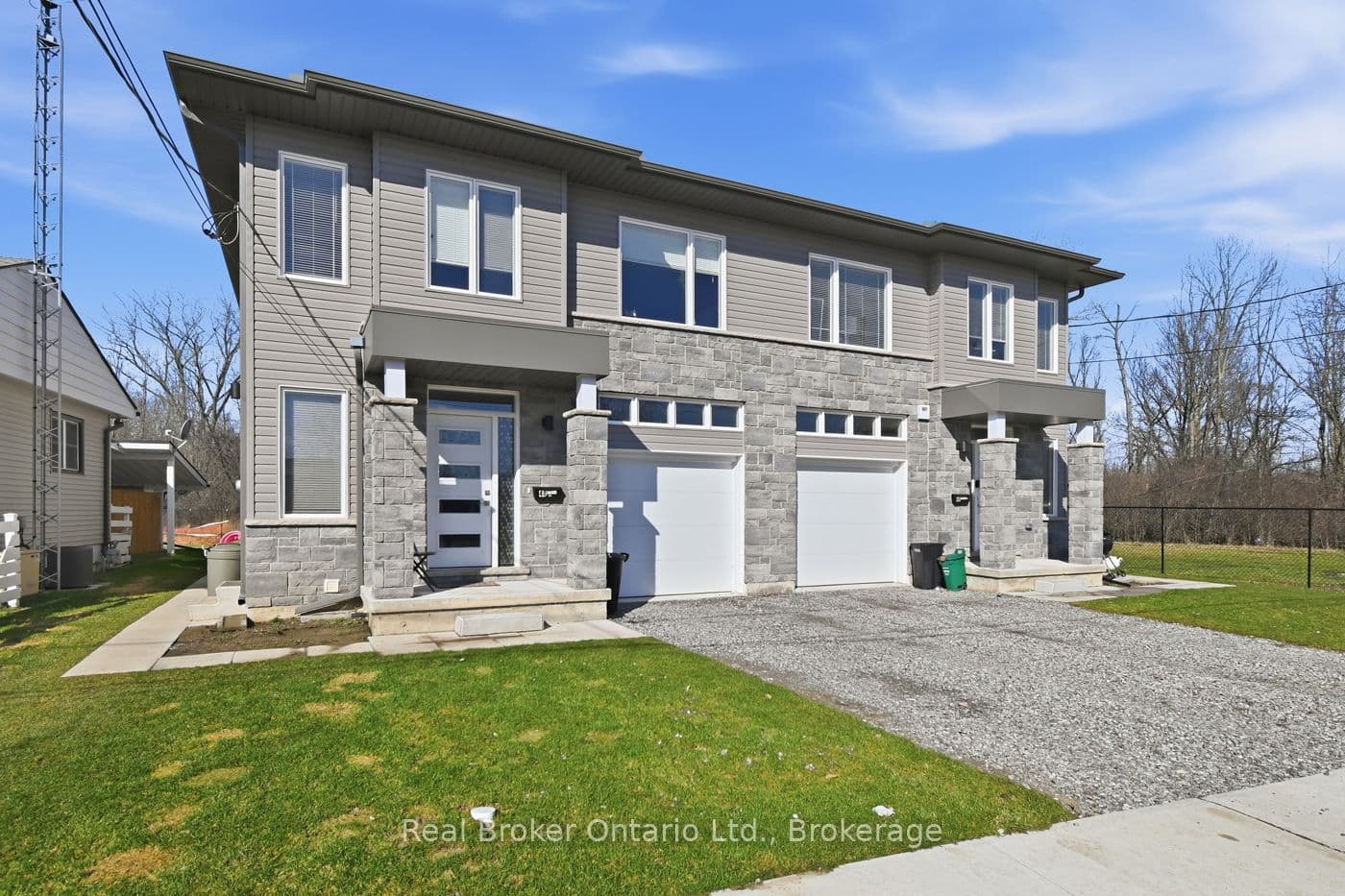 40 Pietz Avenue photo 1