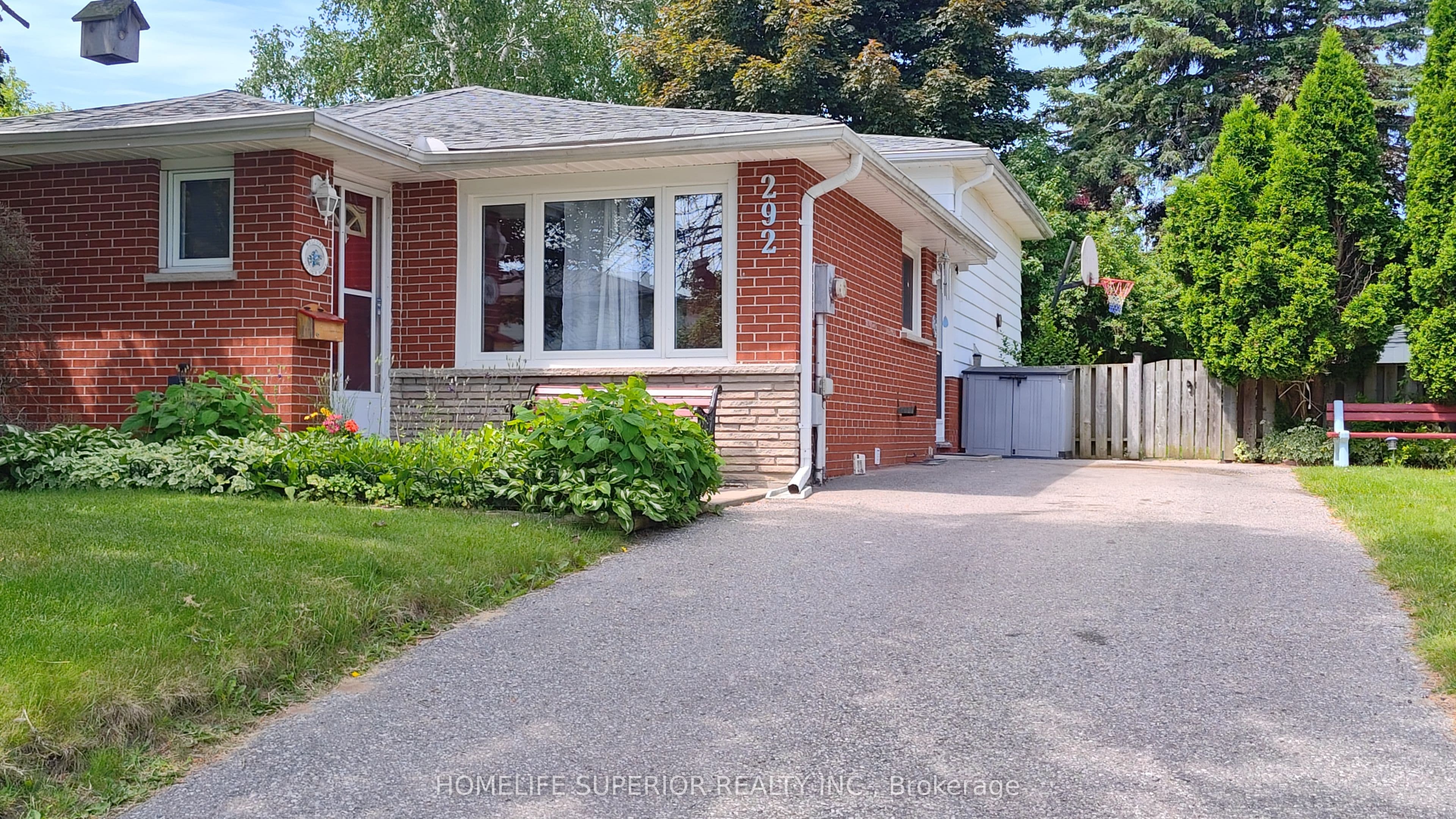 Unit Upper 292 Brighton Court photo 1